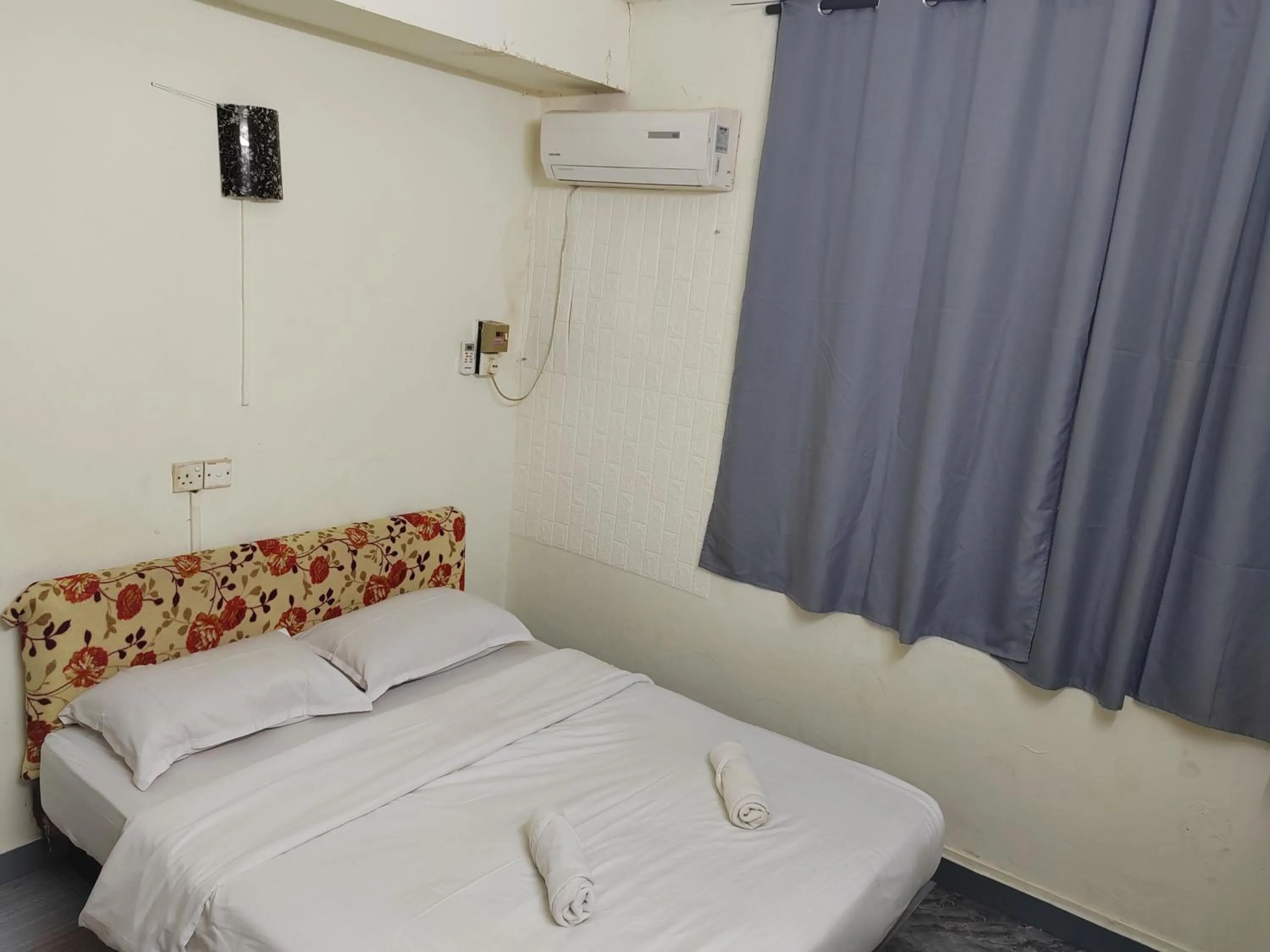 Bed in Hotel Kenangan