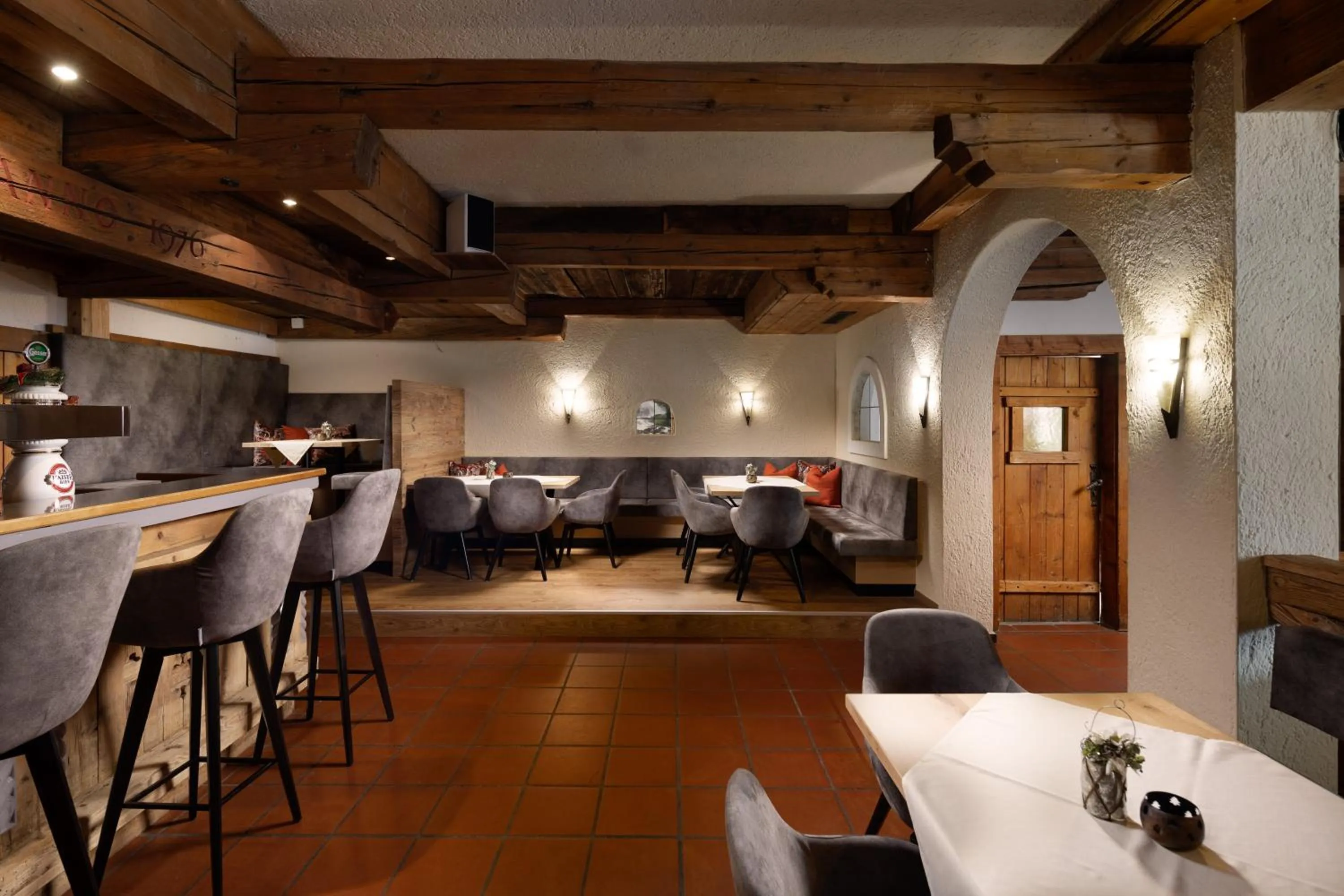 Lounge or bar in Hotel Königsleiten Vital Alpin