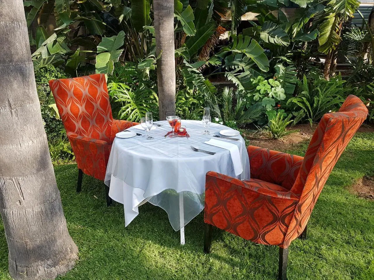 Safari Hotel & Convention Centre