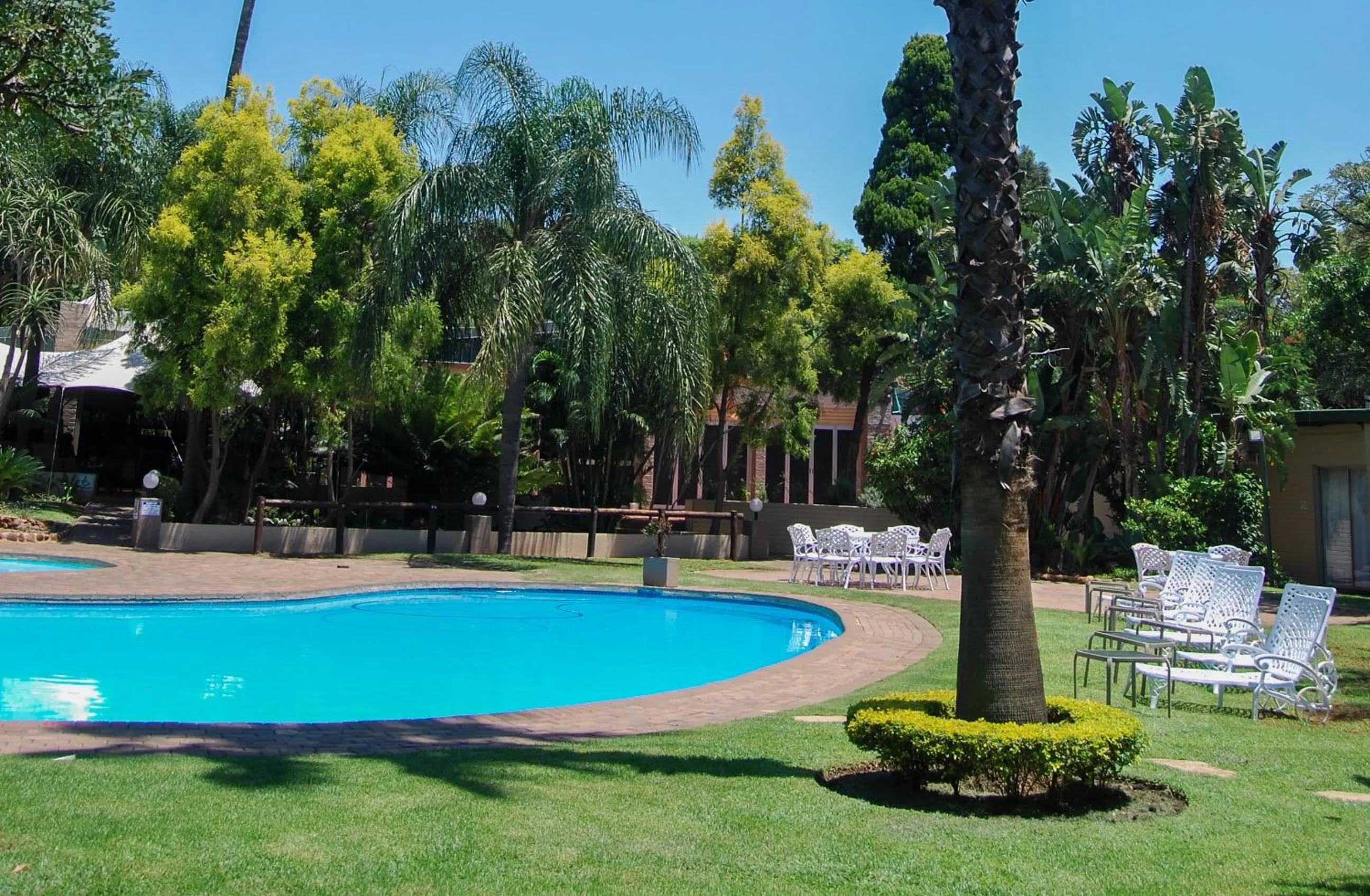 Safari Hotel & Convention Centre