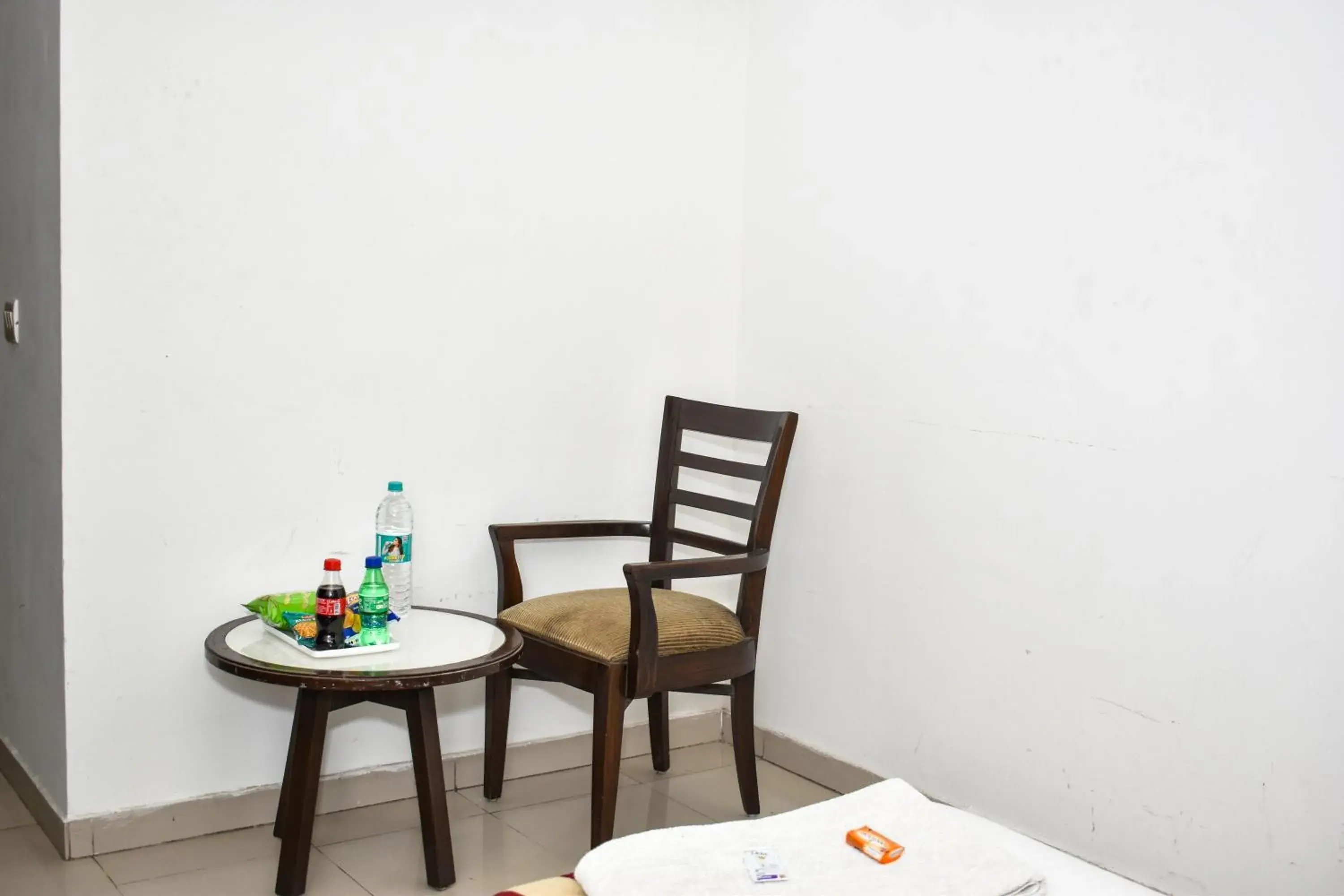 Family Room (4 Adults) in Hotel Chanchal Continental - 02 Mins from New Delhi Railway Station Family Room (4 Adults) in Hotel Chanchal Continental - 02 Mins from New Delhi Railway Station