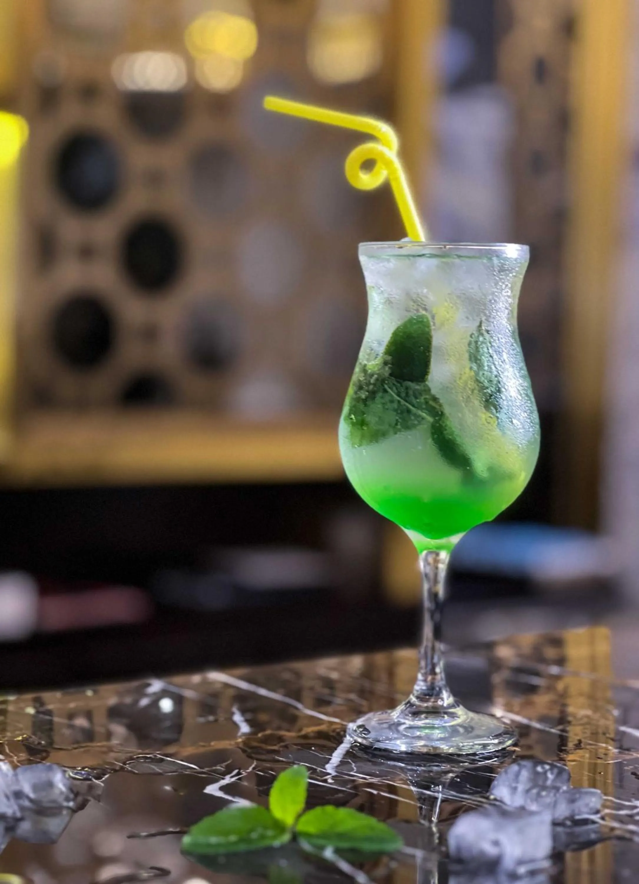 Restaurant/places to eat in Crowne Plaza Zhengzhou by IHG