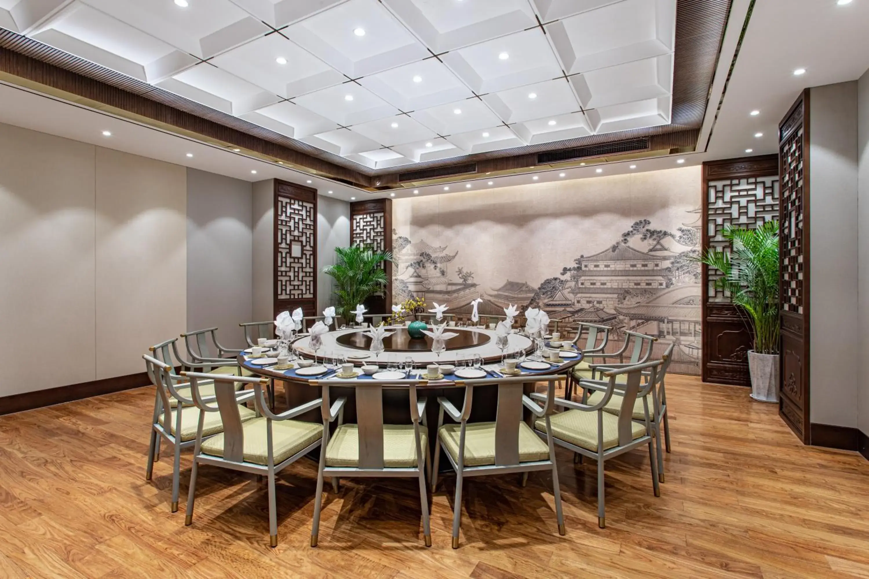 Restaurant/places to eat in Crowne Plaza Zhengzhou by IHG Restaurant/places to eat in Crowne Plaza Zhengzhou by IHG