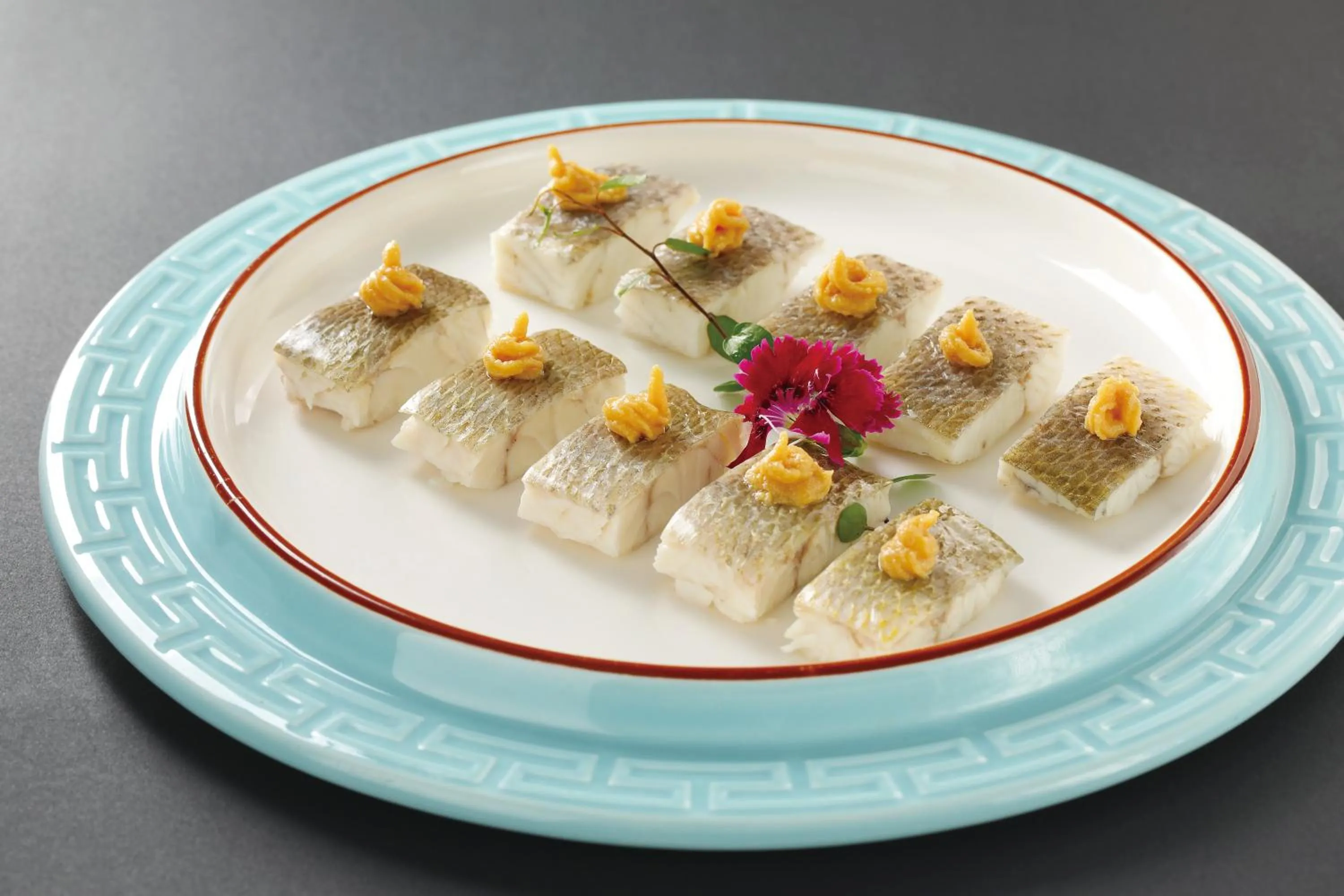 Restaurant/places to eat in Crowne Plaza Zhengzhou by IHG