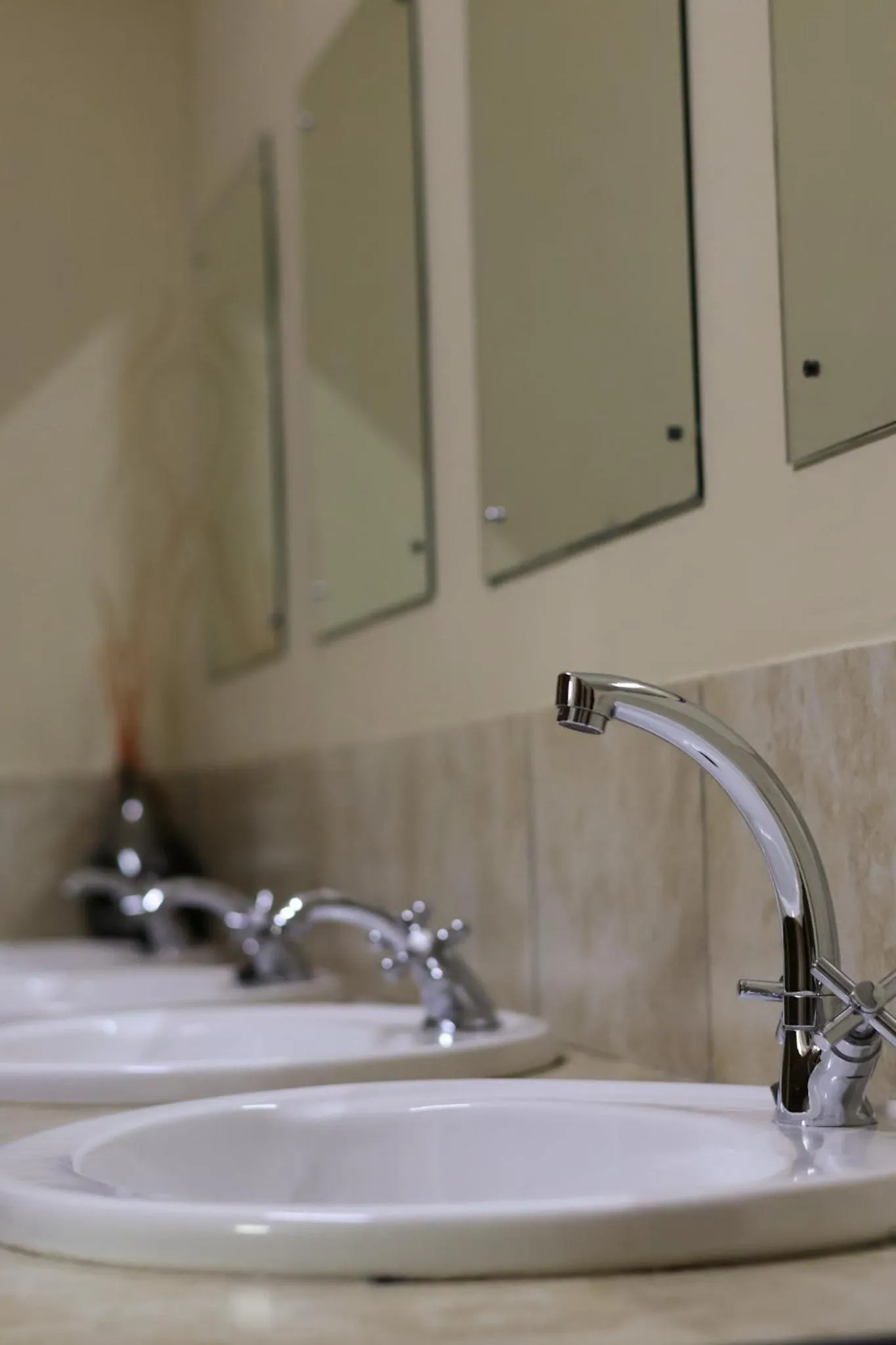 Property building in A Sunflower Stop Backpackers