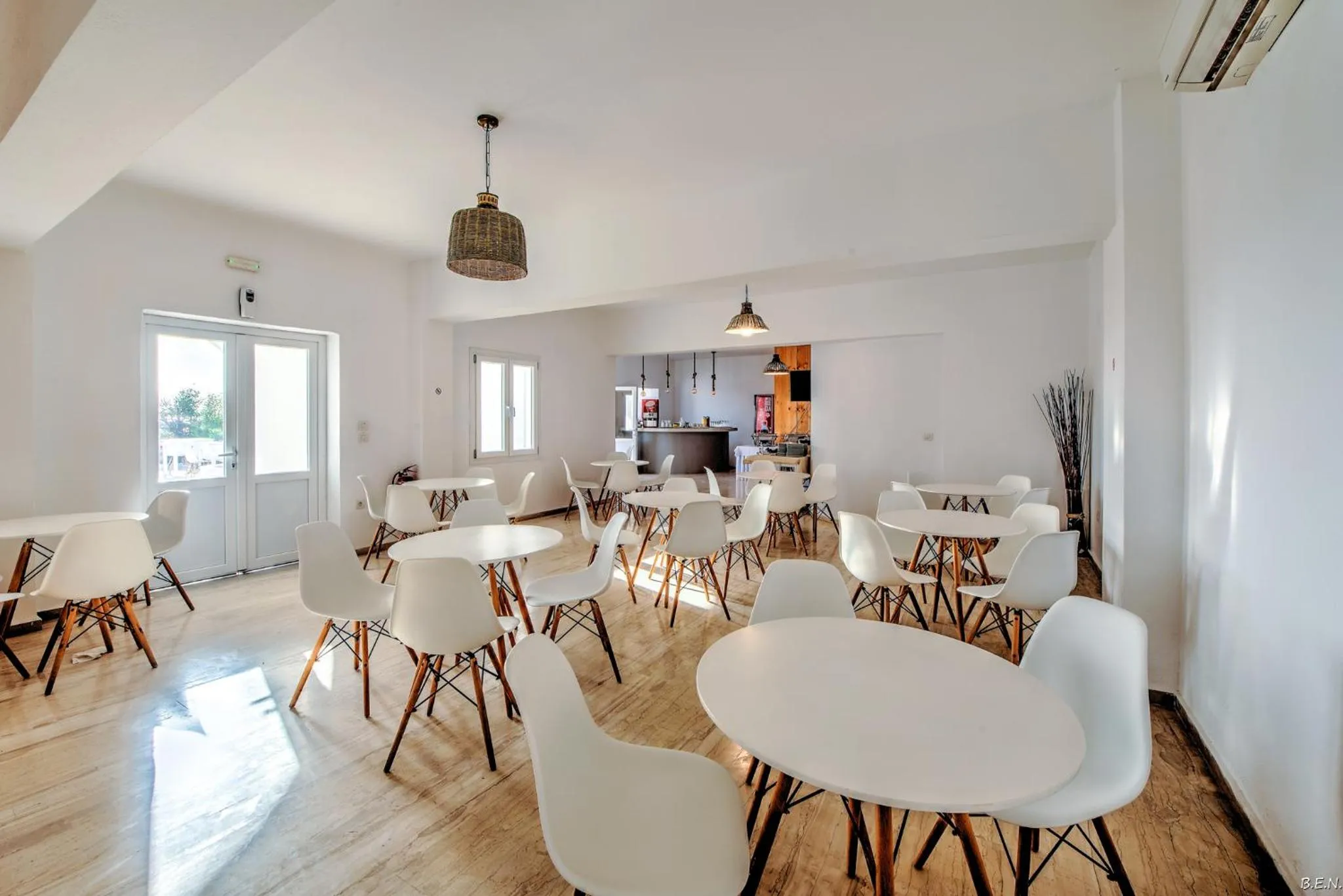 Restaurant/places to eat in Anamar Santorini