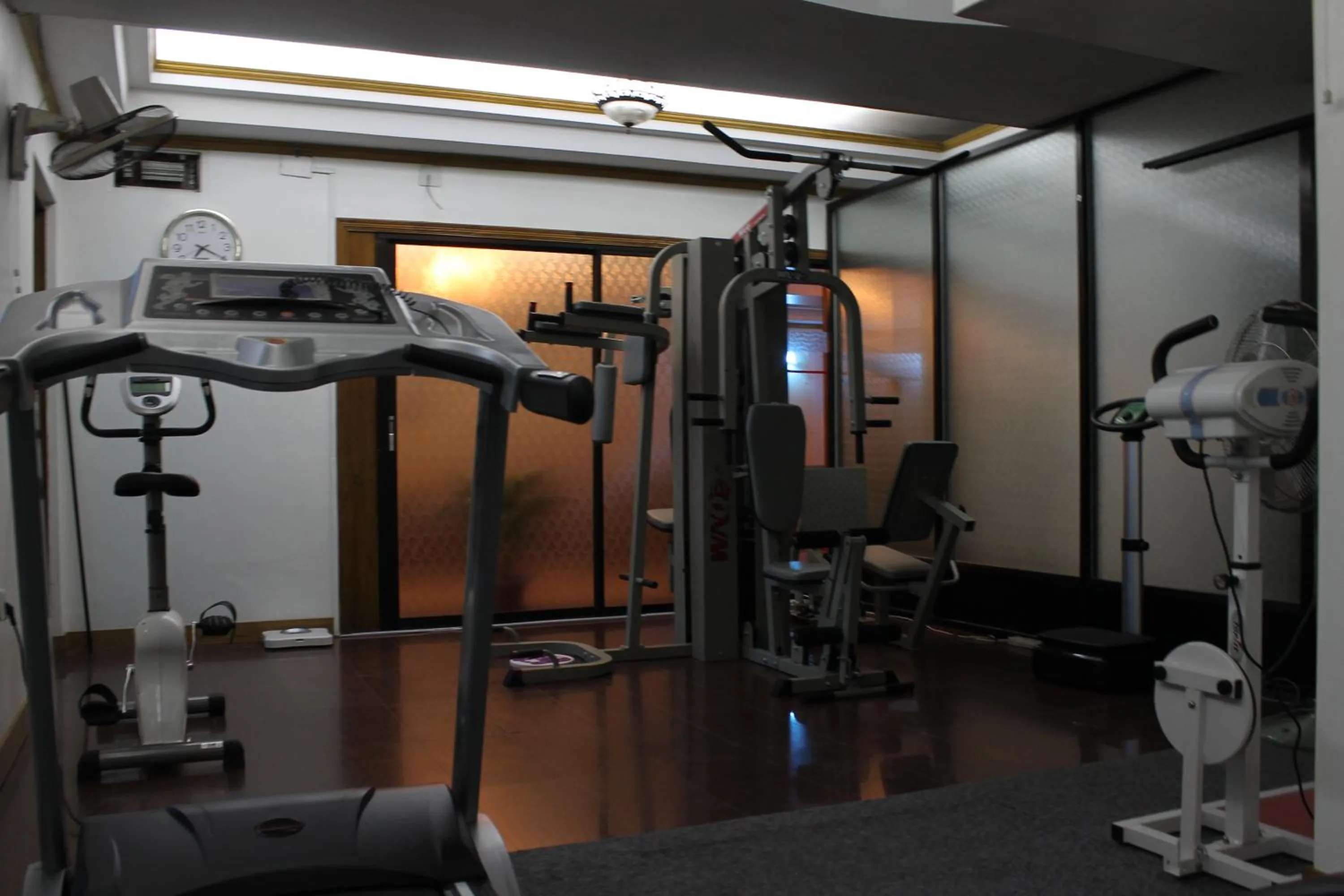 Hotel De Meridian Ltd