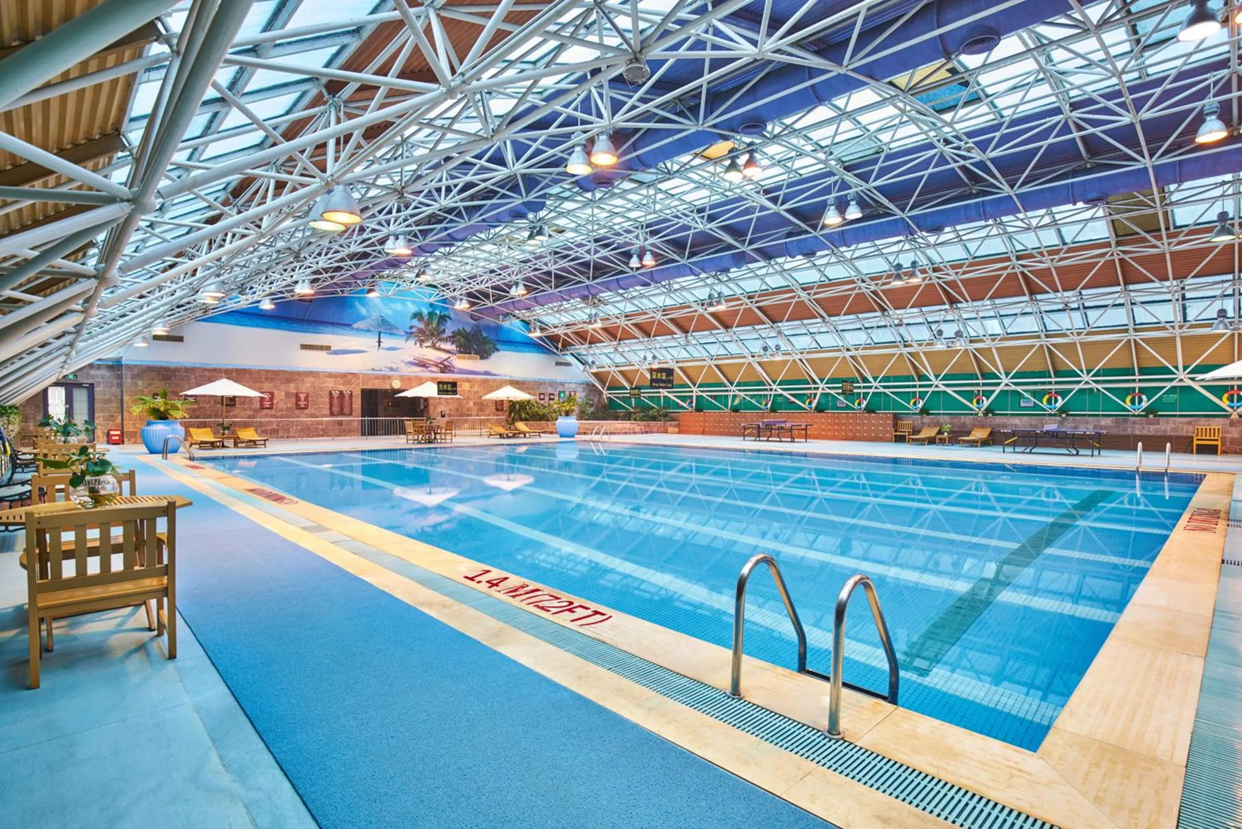 Swimming pool in Holiday Inn Zhengzhou Zhongzhou by IHG