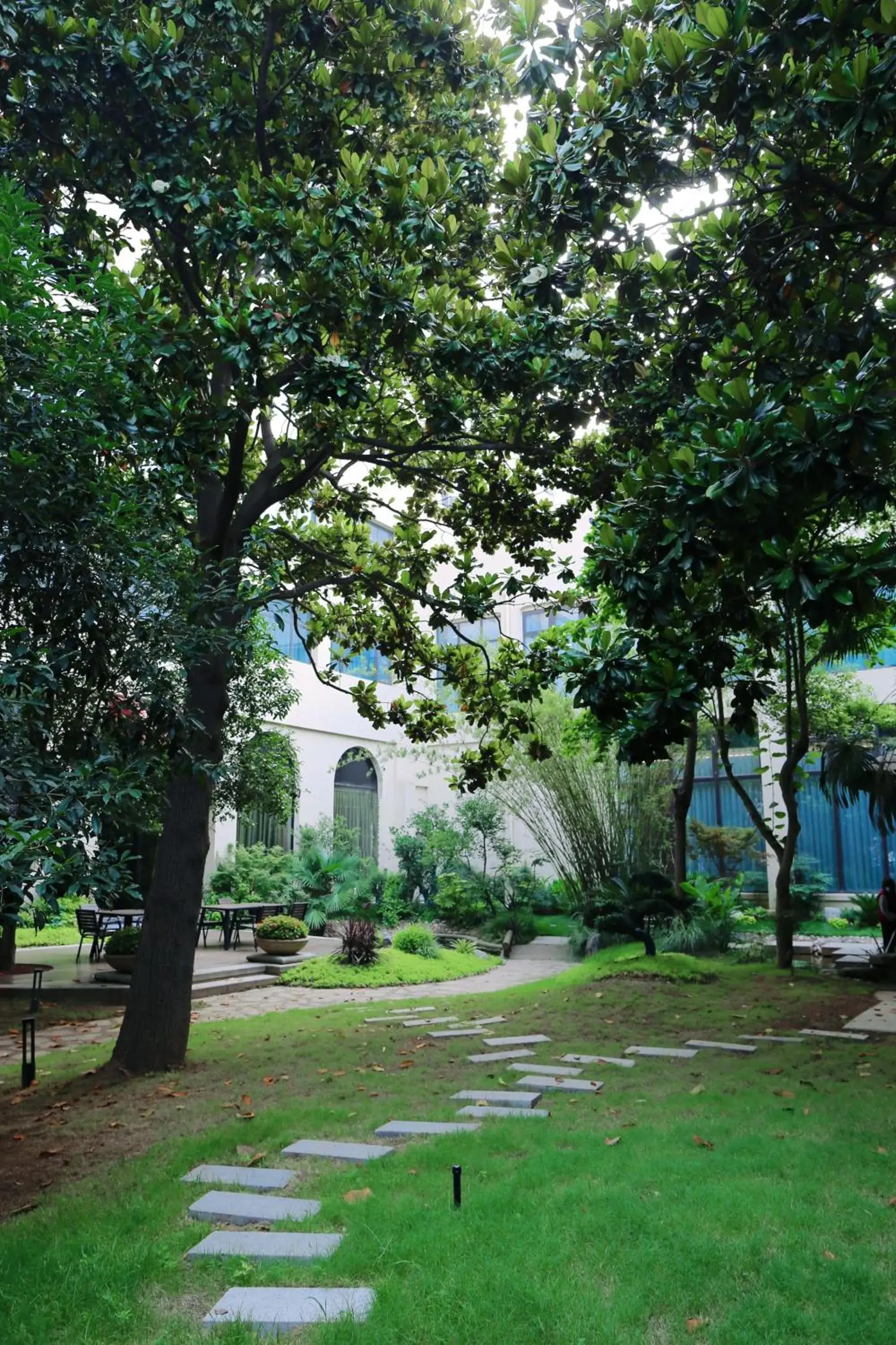 Garden view in Holiday Inn Zhengzhou Zhongzhou by IHG Garden view in Holiday Inn Zhengzhou Zhongzhou by IHG