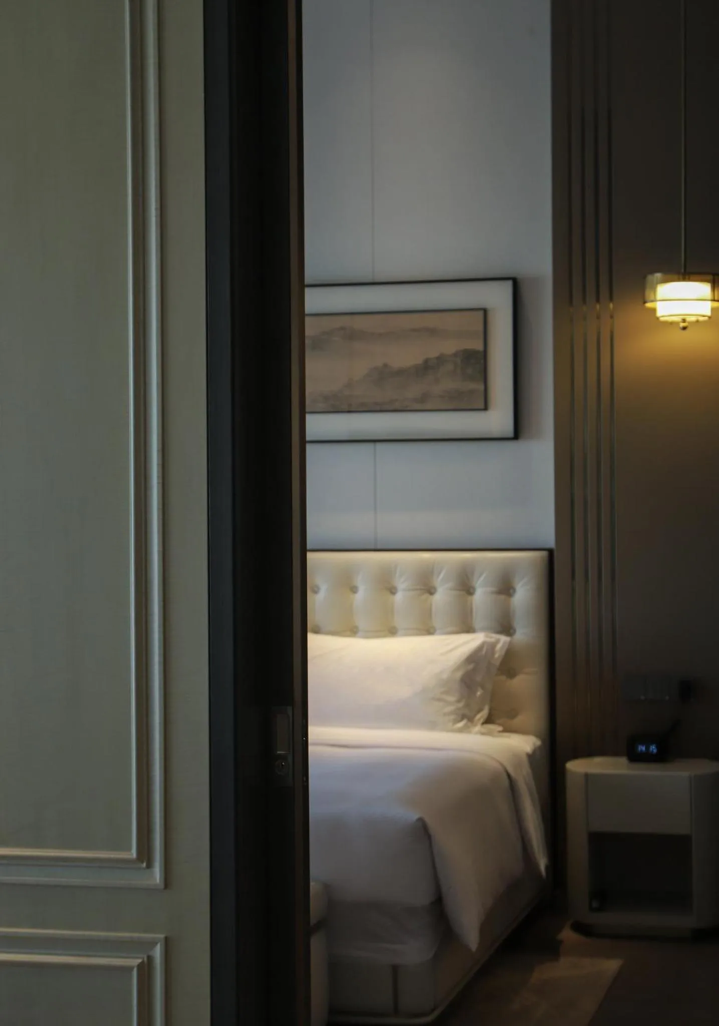 Photo of the whole room, Bed in Holiday Inn Zhengzhou Zhongzhou by IHG