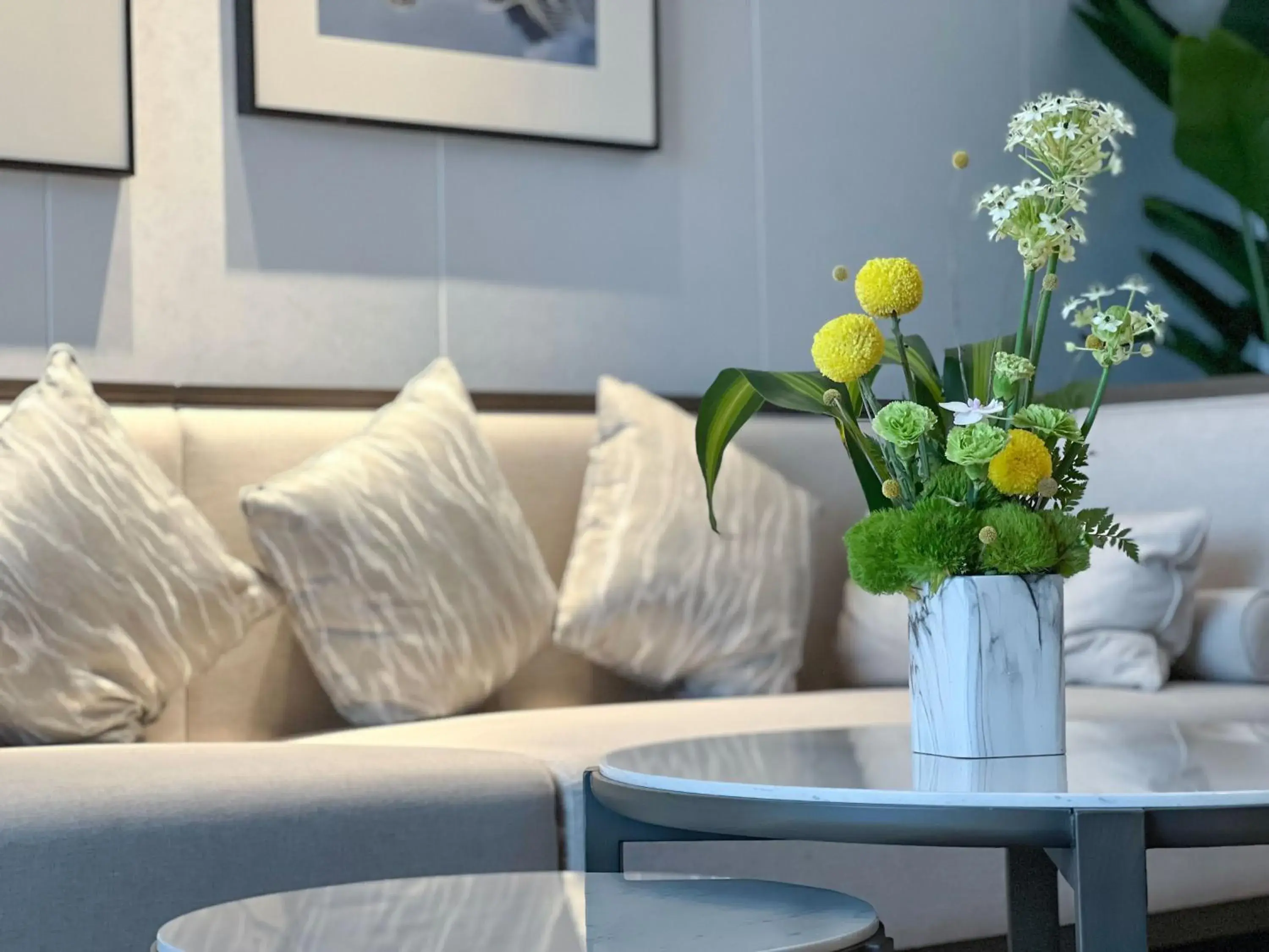 Lounge or bar in Holiday Inn Zhengzhou Zhongzhou by IHG Lounge or bar in Holiday Inn Zhengzhou Zhongzhou by IHG