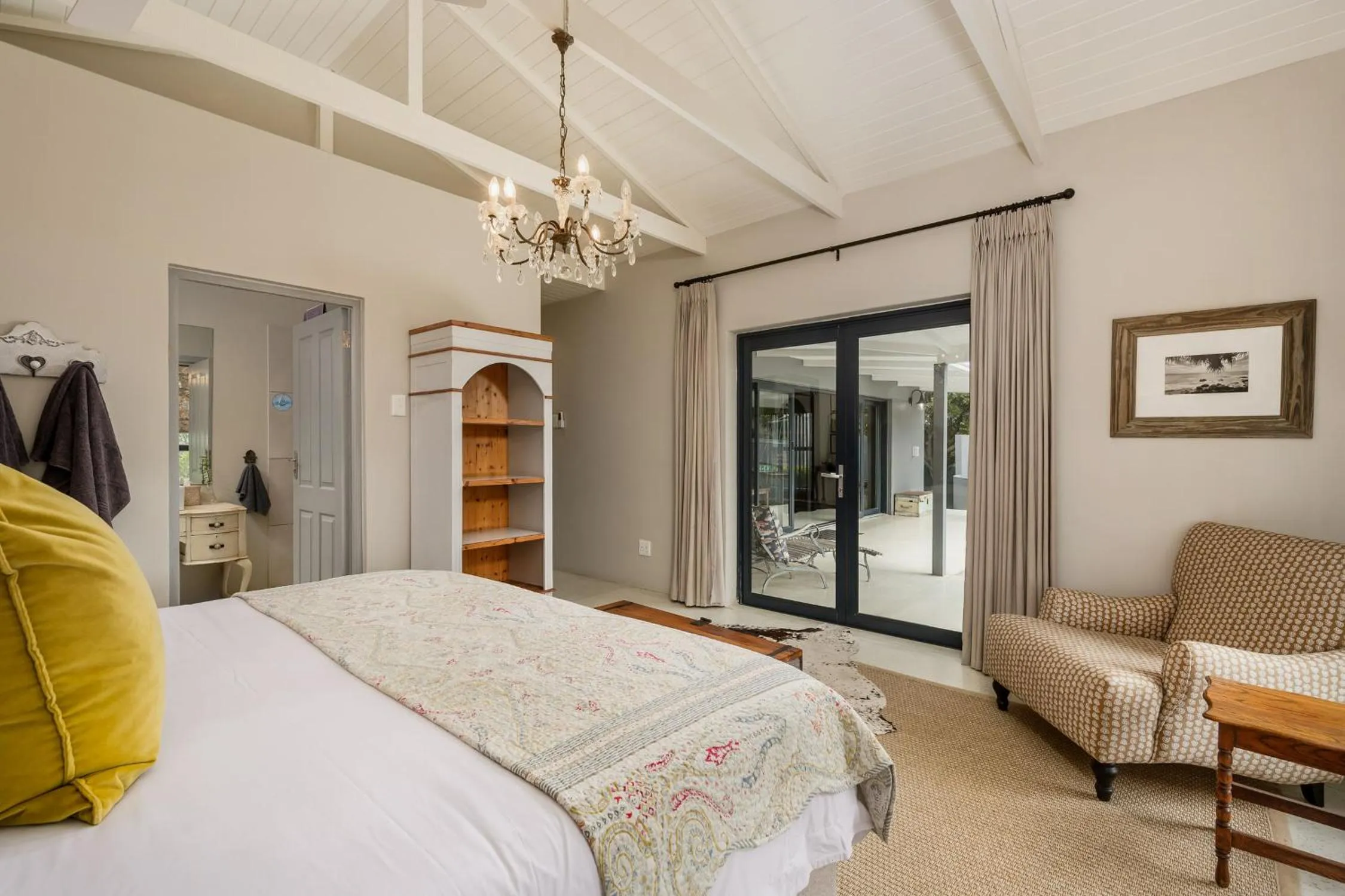 Bed in Inverell Station by The Oyster Collection