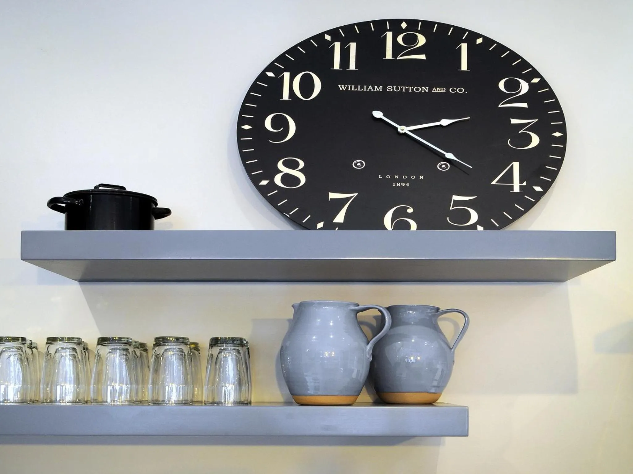 Decorative detail in Inverell Station by The Oyster Collection