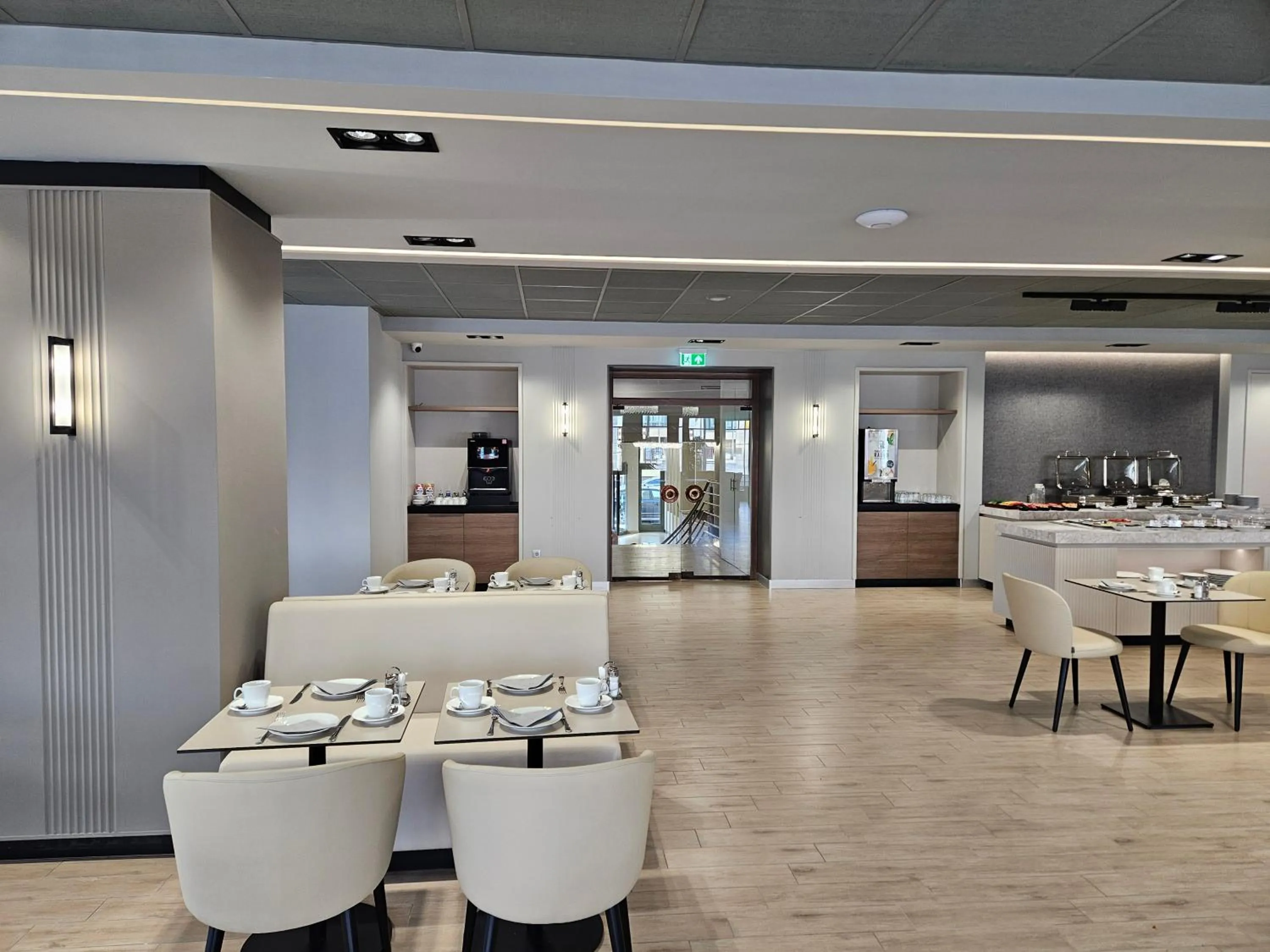 Restaurant/places to eat in Hotel Három Gúnár