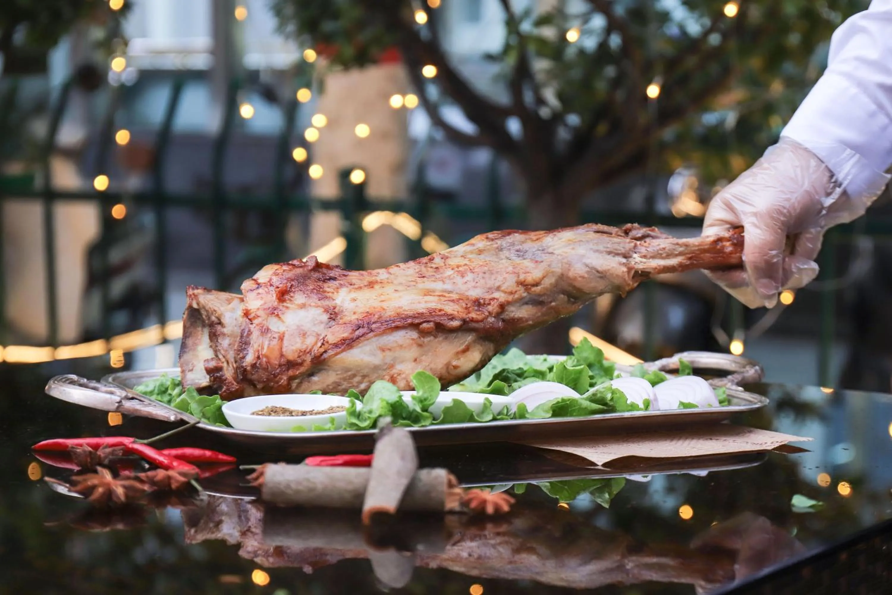 Restaurant/places to eat in Holiday Inn Express Zhengzhou Zhongzhou by IHG