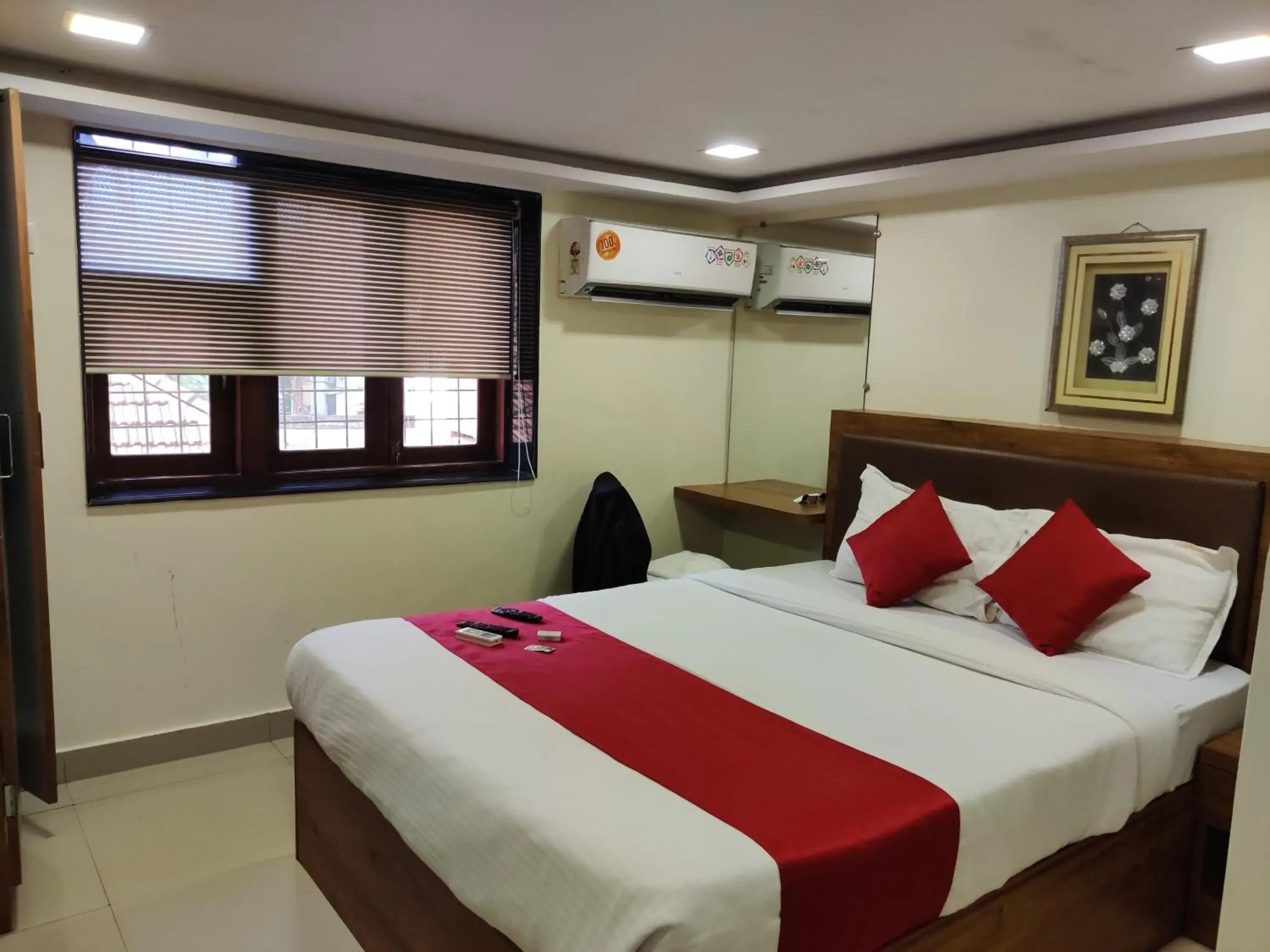 Bed in Hotel Happyland Bed in Hotel Happyland