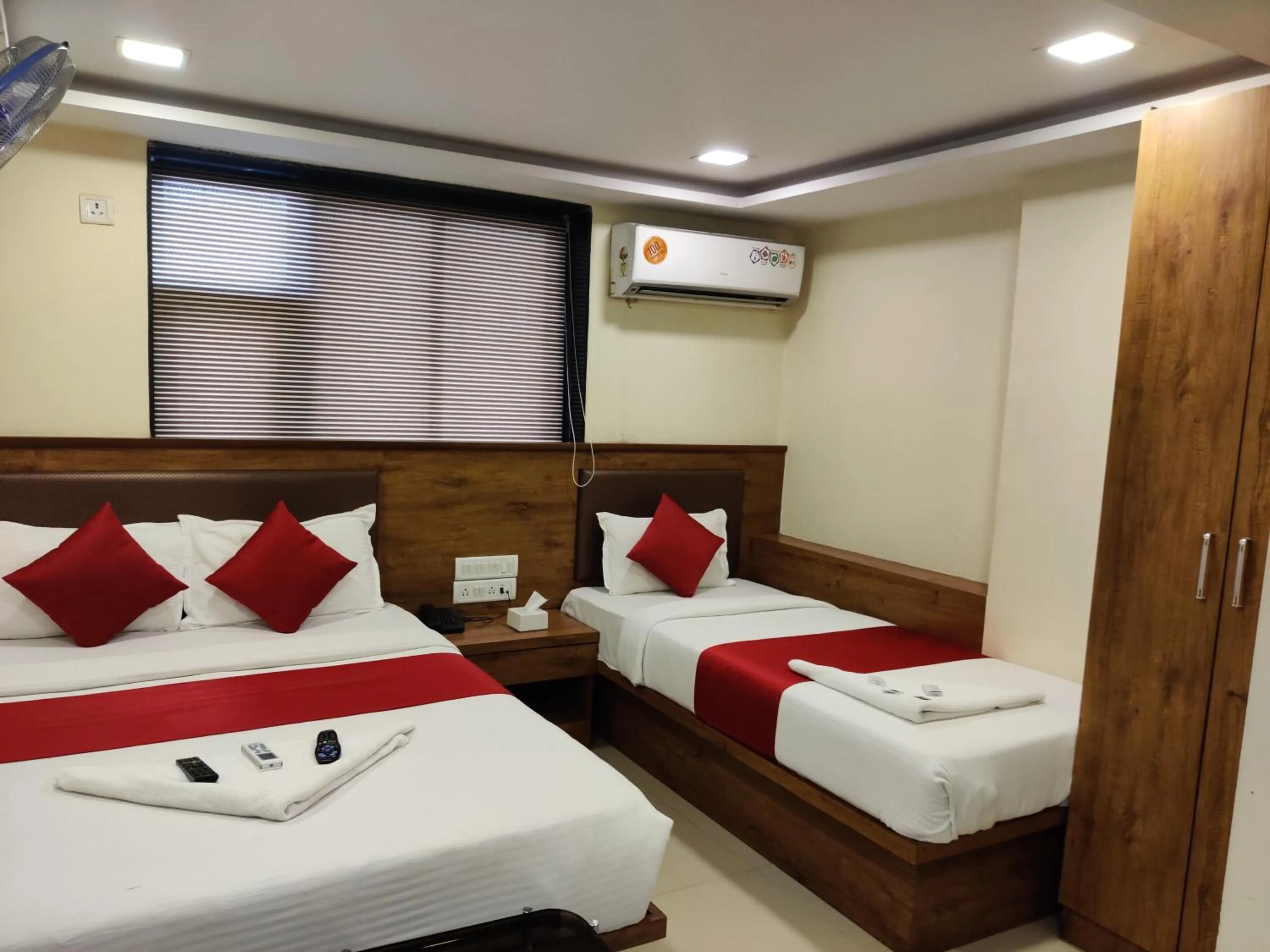 Bed in Hotel Happyland