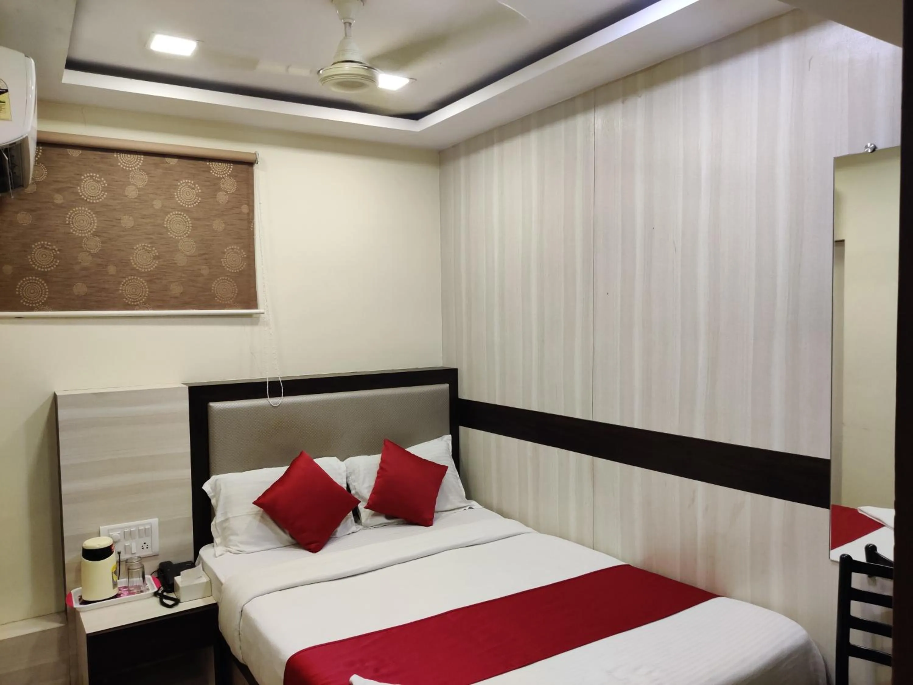 Bed in Hotel Happyland