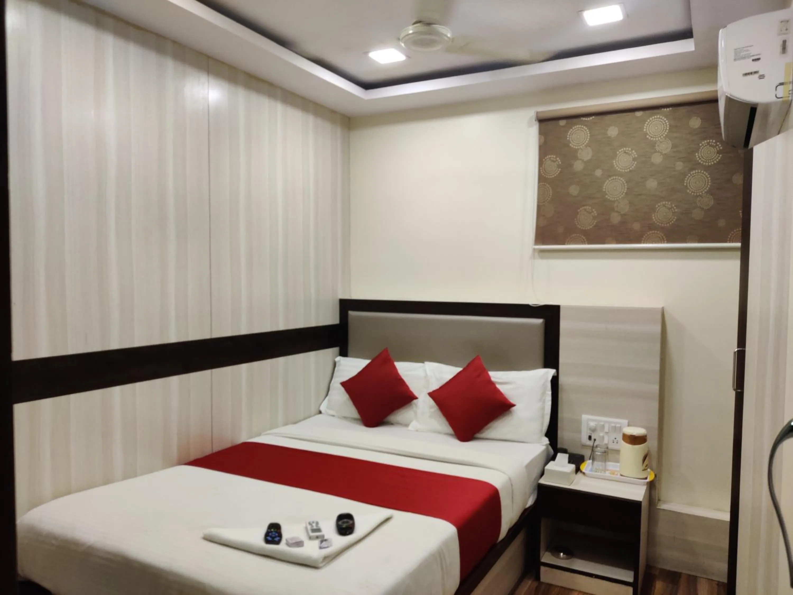 Bed in Hotel Happyland