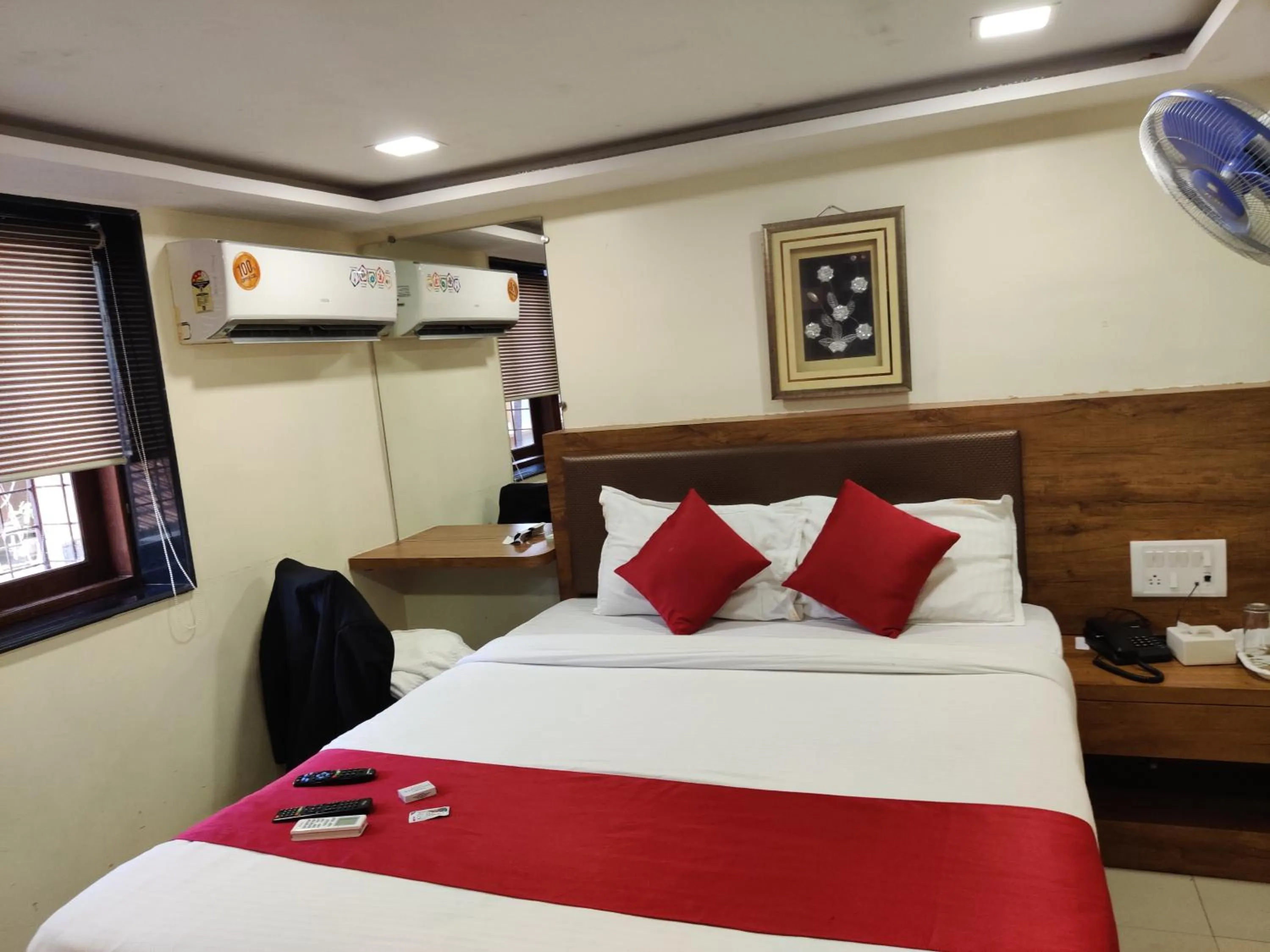 Bed in Hotel Happyland