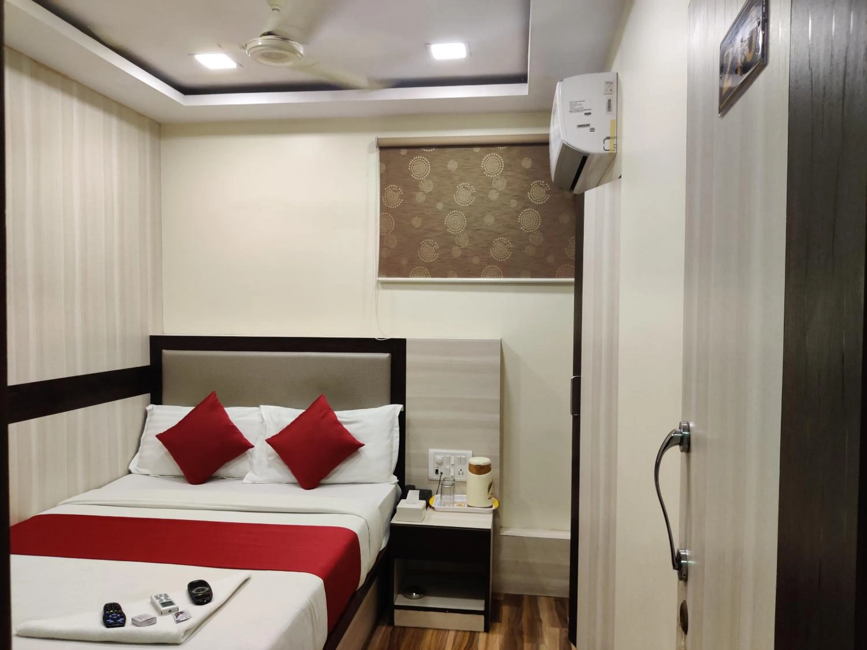 Bed in Hotel Happyland