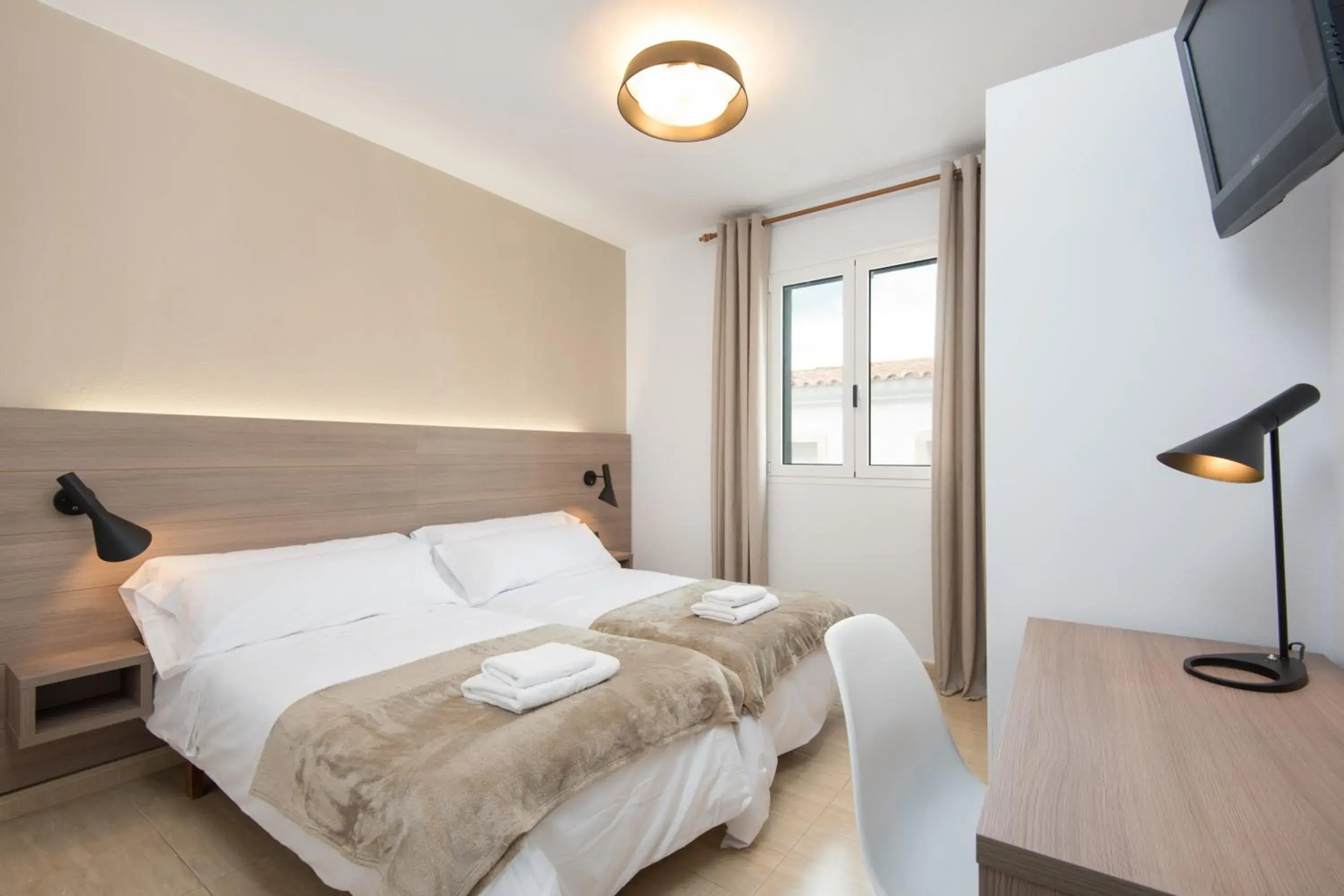 Hostal Jume - Urban Rooms Hostal Jume - Urban Rooms