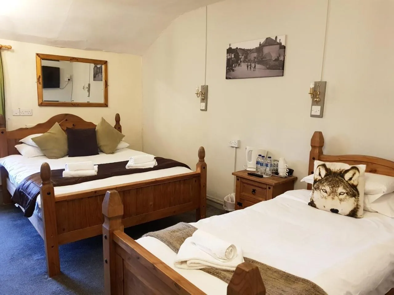 Bed in Littledean House Hotel