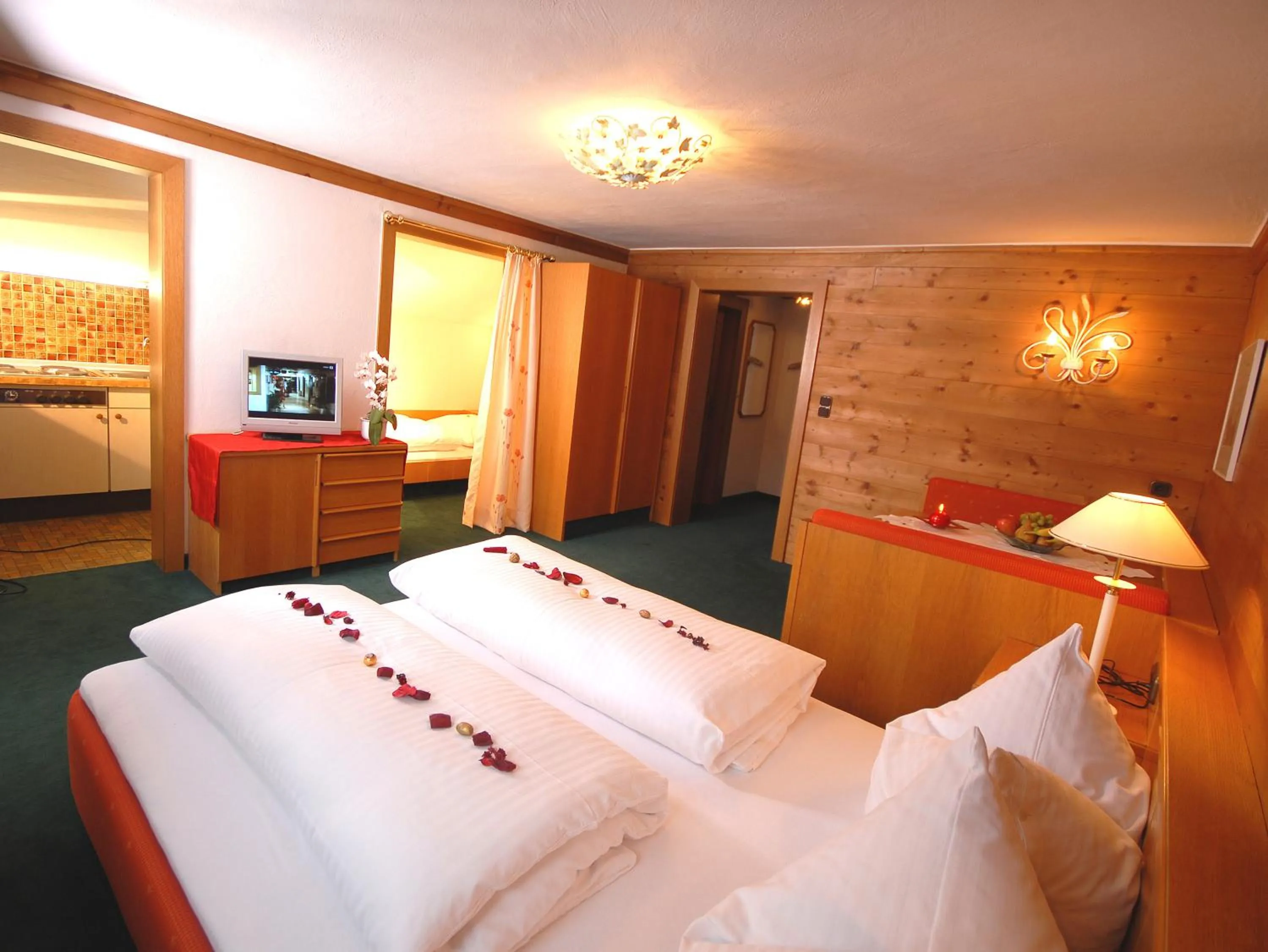 Bed in Hotel Unterbrunn Apartments & Gästehaus