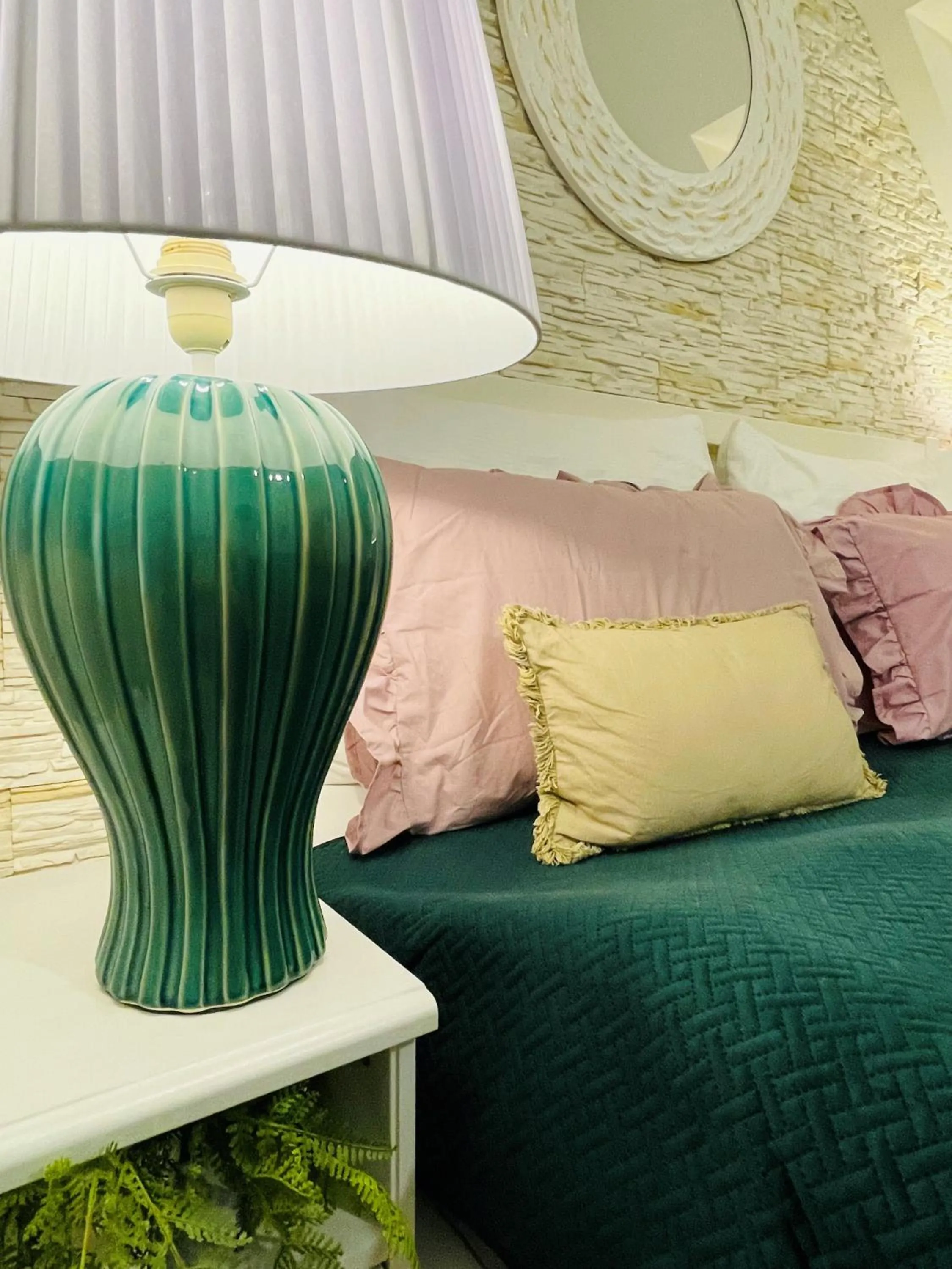 Bed in Hotel Marcincak***