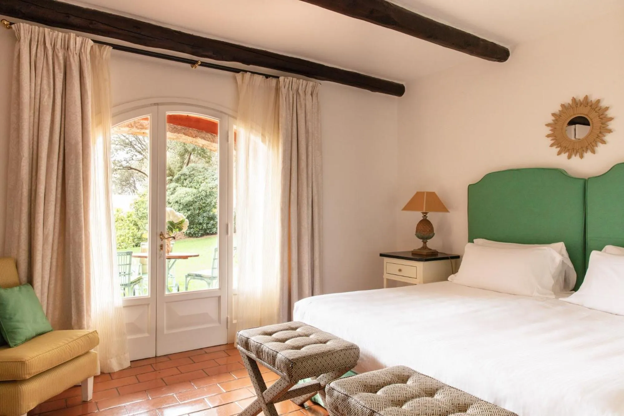 Bedroom, Bed in Il Pellicano