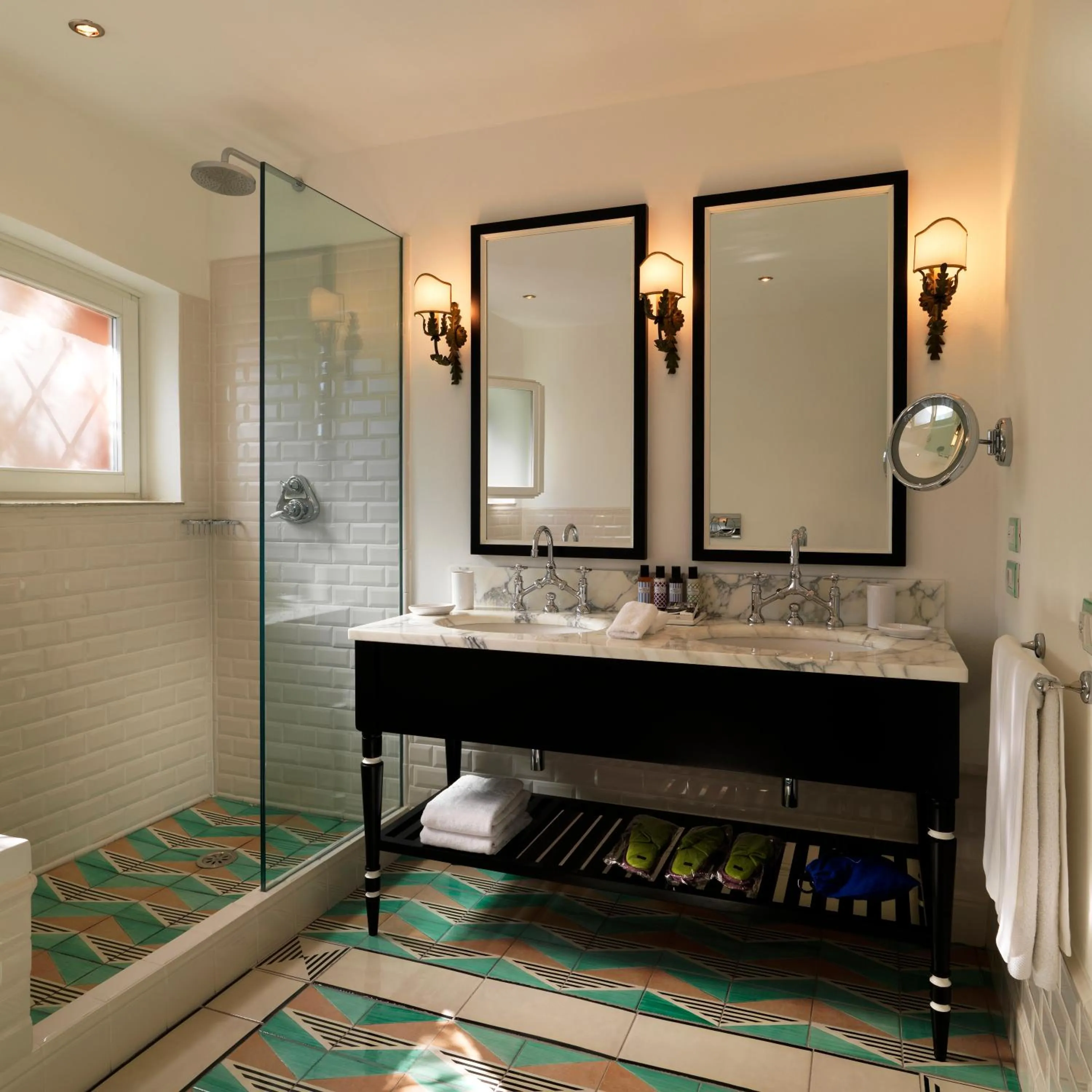 Bathroom in Il Pellicano