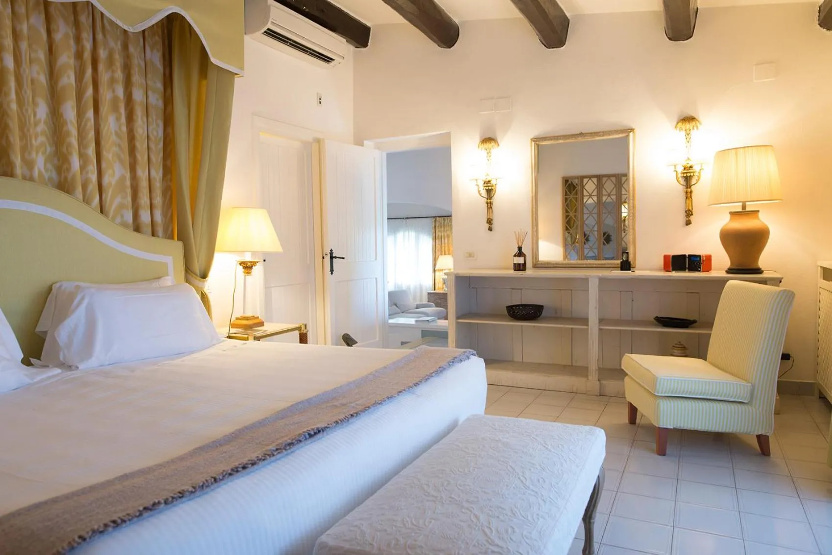 Bed in Il Pellicano