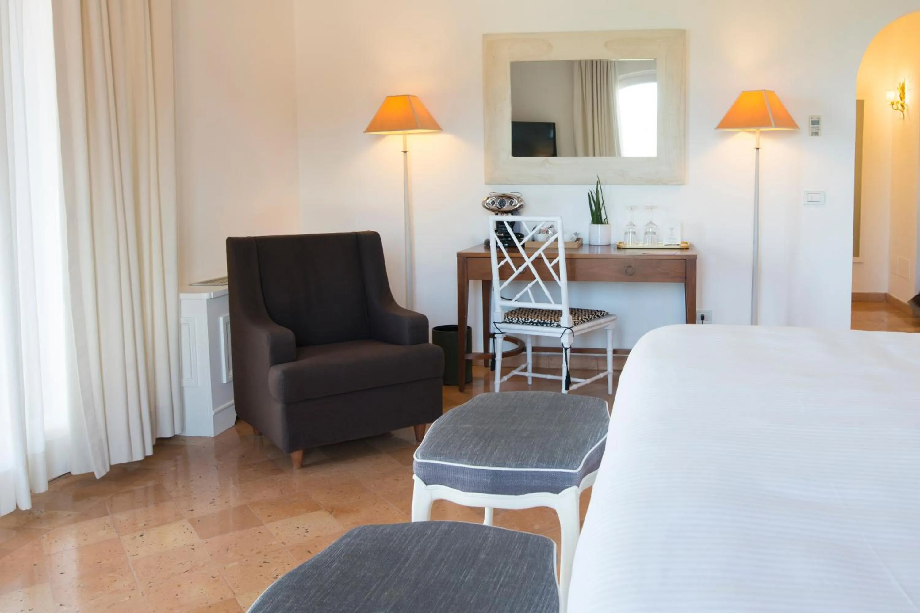 Bedroom, Bed in Il Pellicano