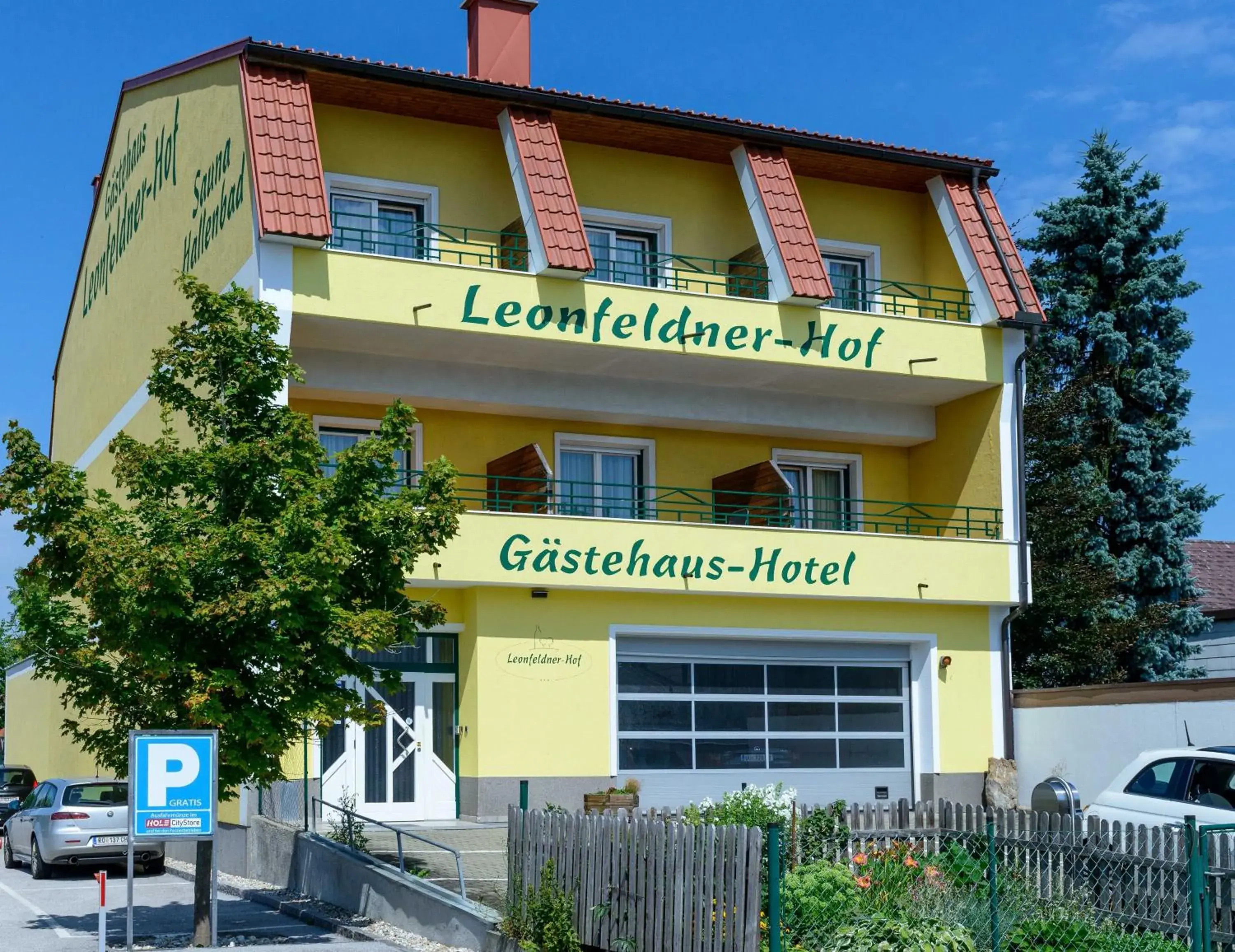 Double Room with Balcony - single occupancy - Annex in Leonfeldner-Hof Double Room with Balcony - single occupancy - Annex in Leonfeldner-Hof