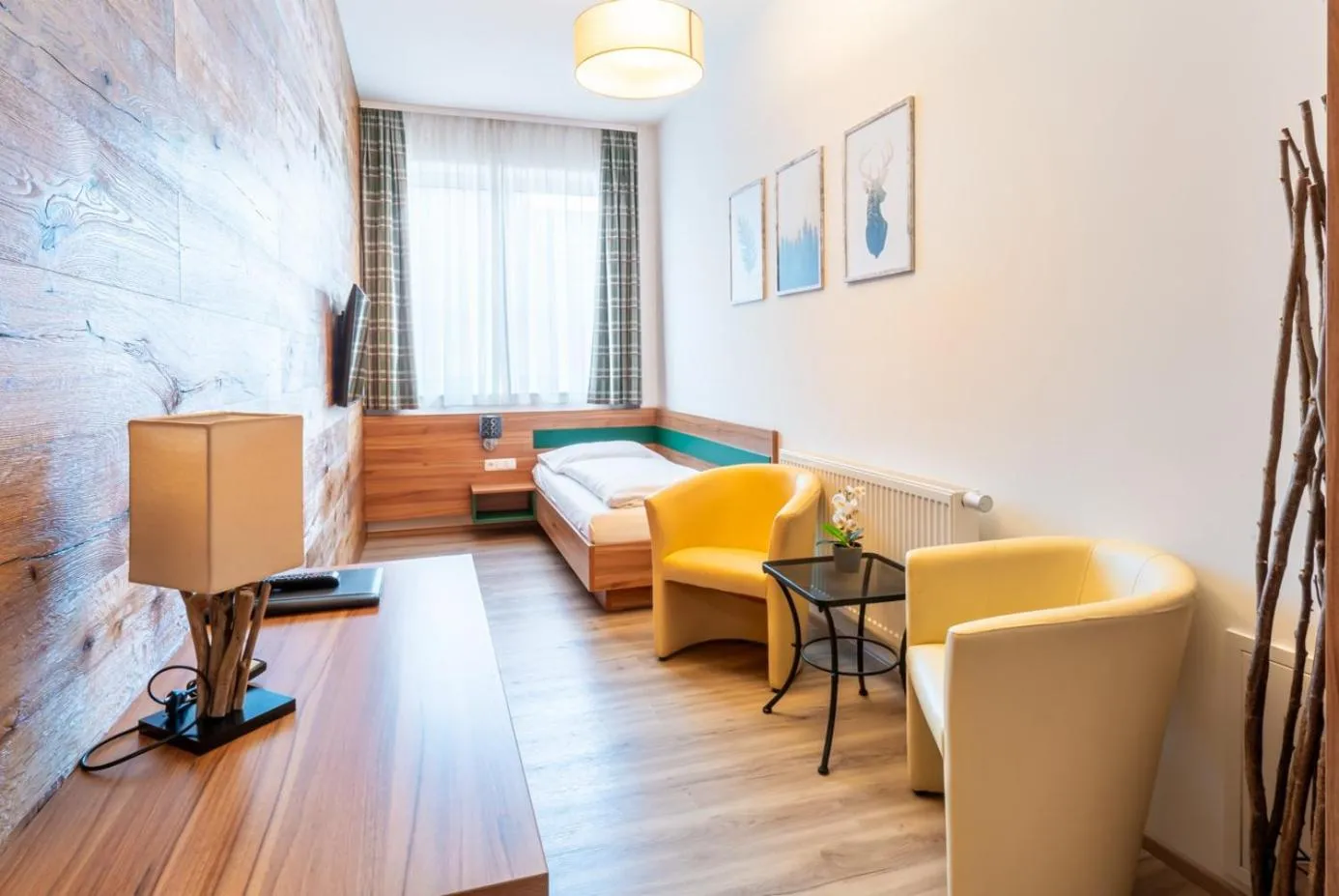 Single Room - single occupancy - Main Building in Leonfeldner-Hof