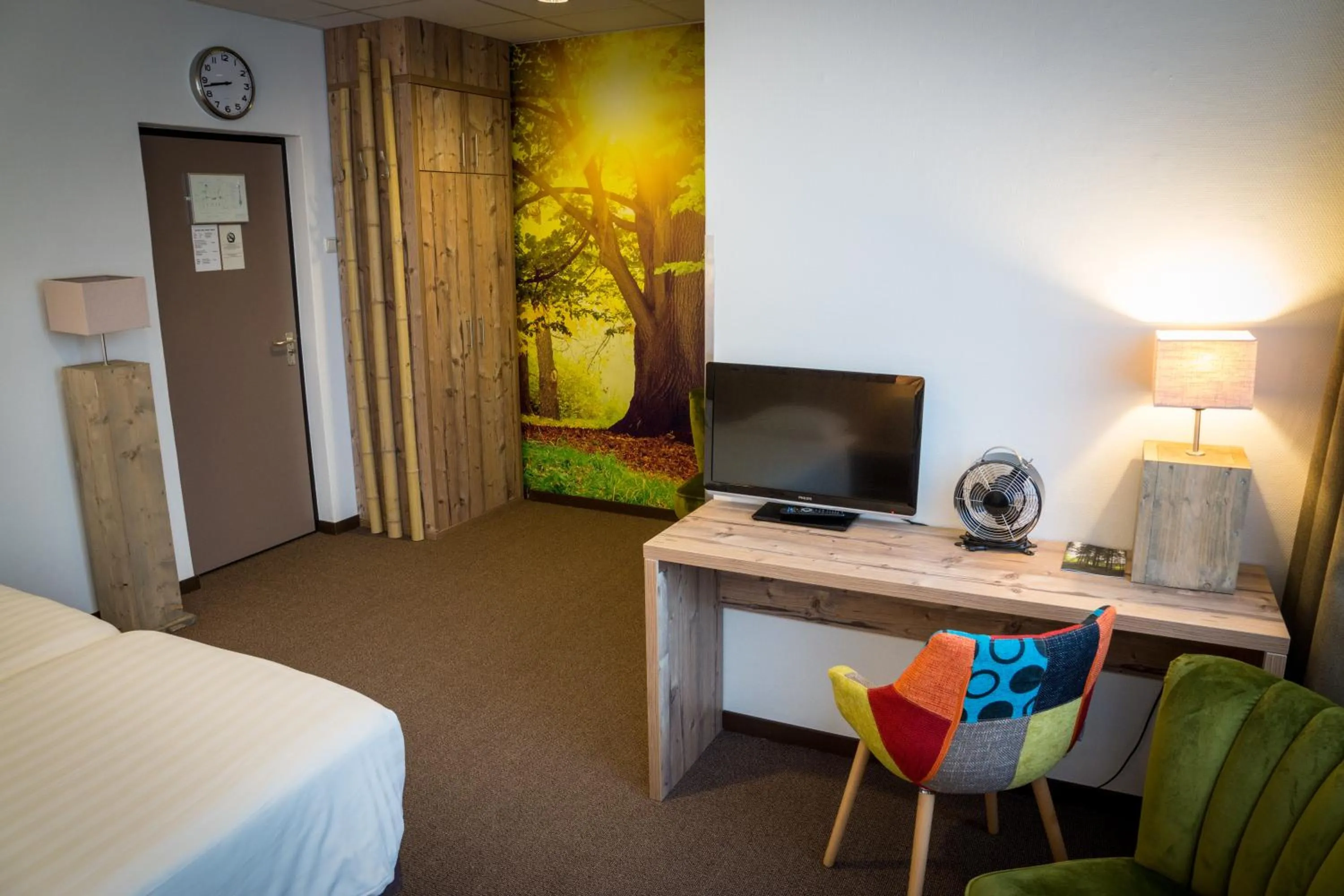TV and multimedia, Bed in Forest Hotel