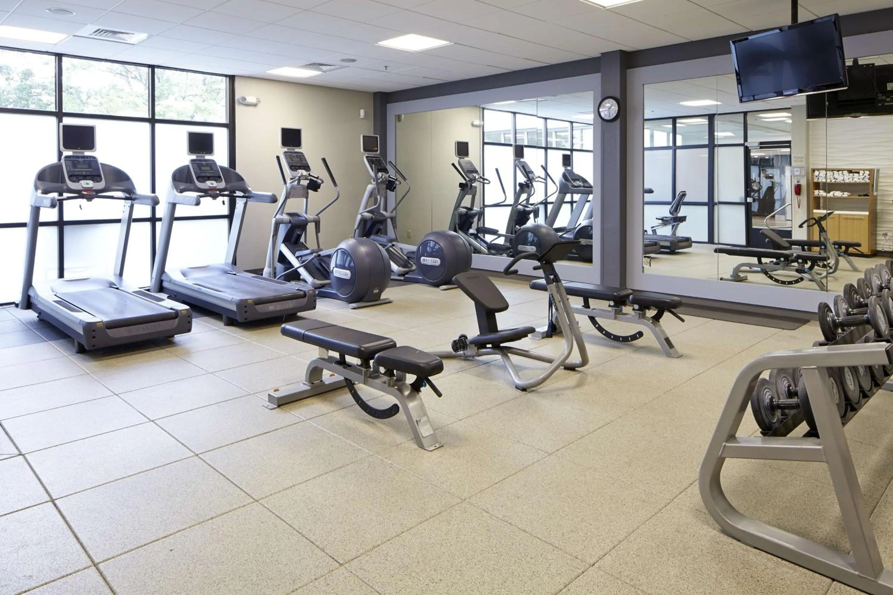 Fitness centre/facilities in Embassy Suites by Hilton Atlanta Galleria