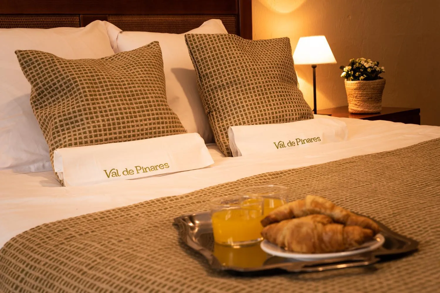 Bed in Hospedium Hotel Val de Pinares