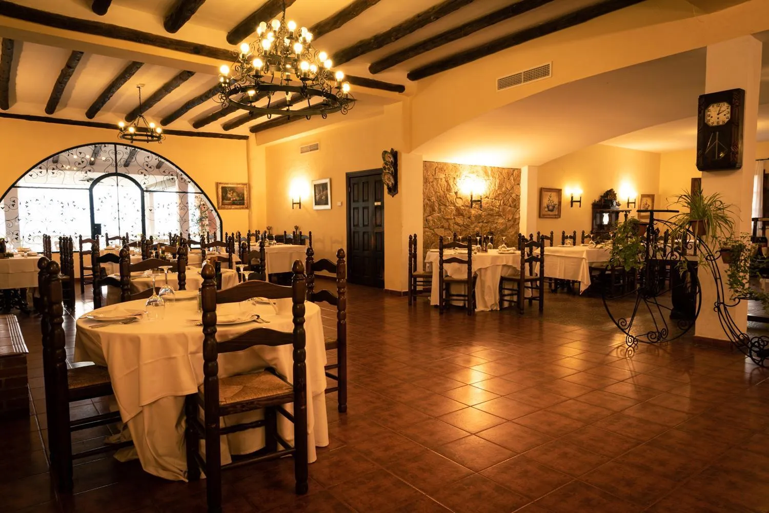 Restaurant/places to eat in Hospedium Hotel Val de Pinares