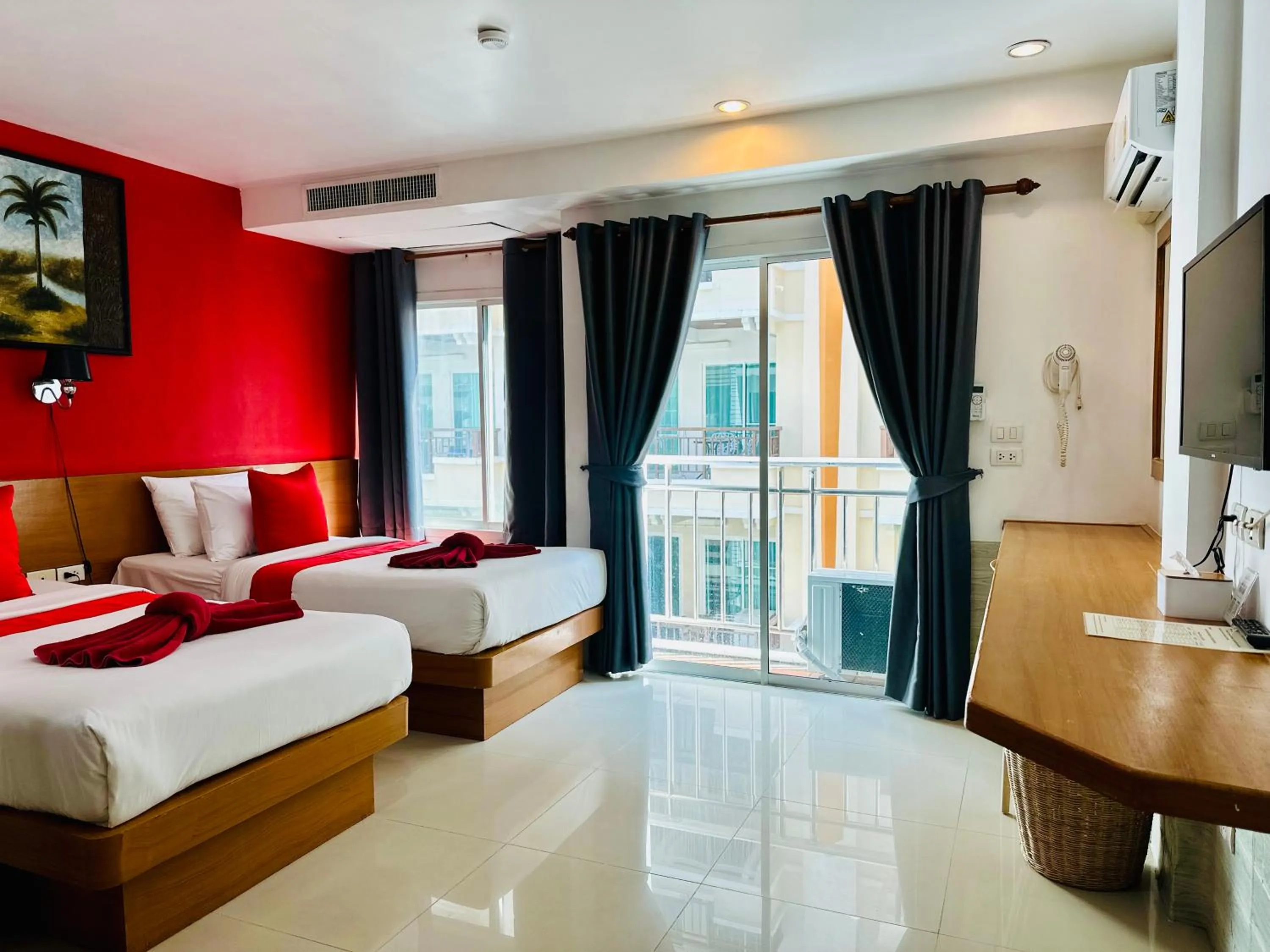 Bedroom, Bed in PJ Patong Resortel