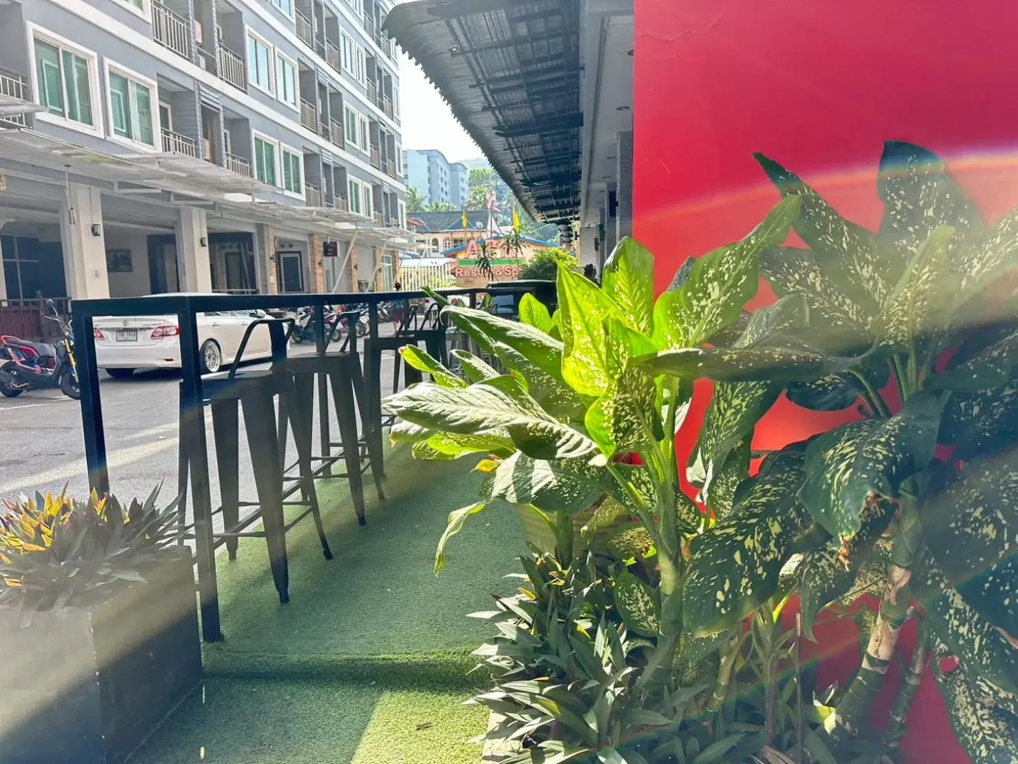 Property building in PJ Patong Resortel Property building in PJ Patong Resortel