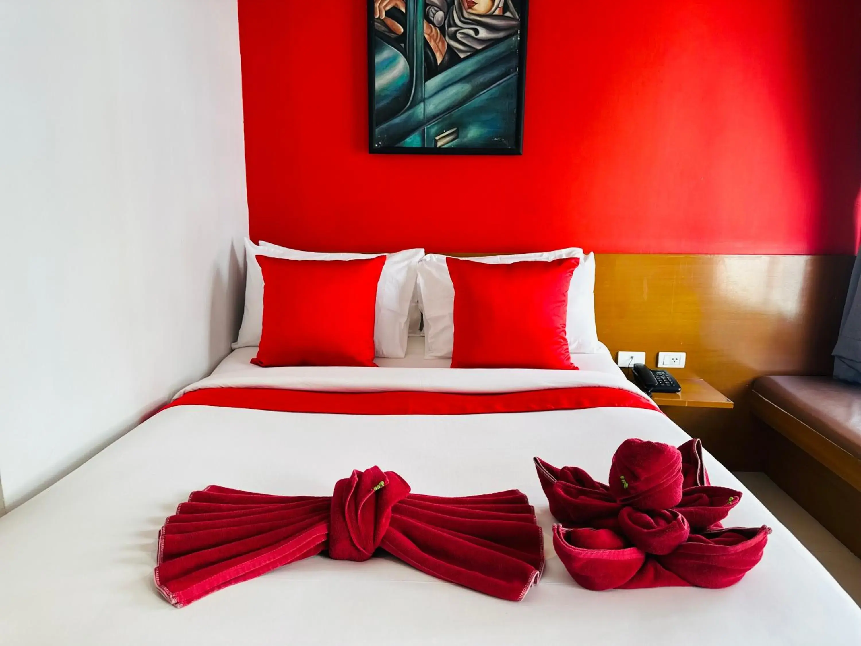 Deluxe Double Room in PJ Patong Resortel Deluxe Double Room in PJ Patong Resortel