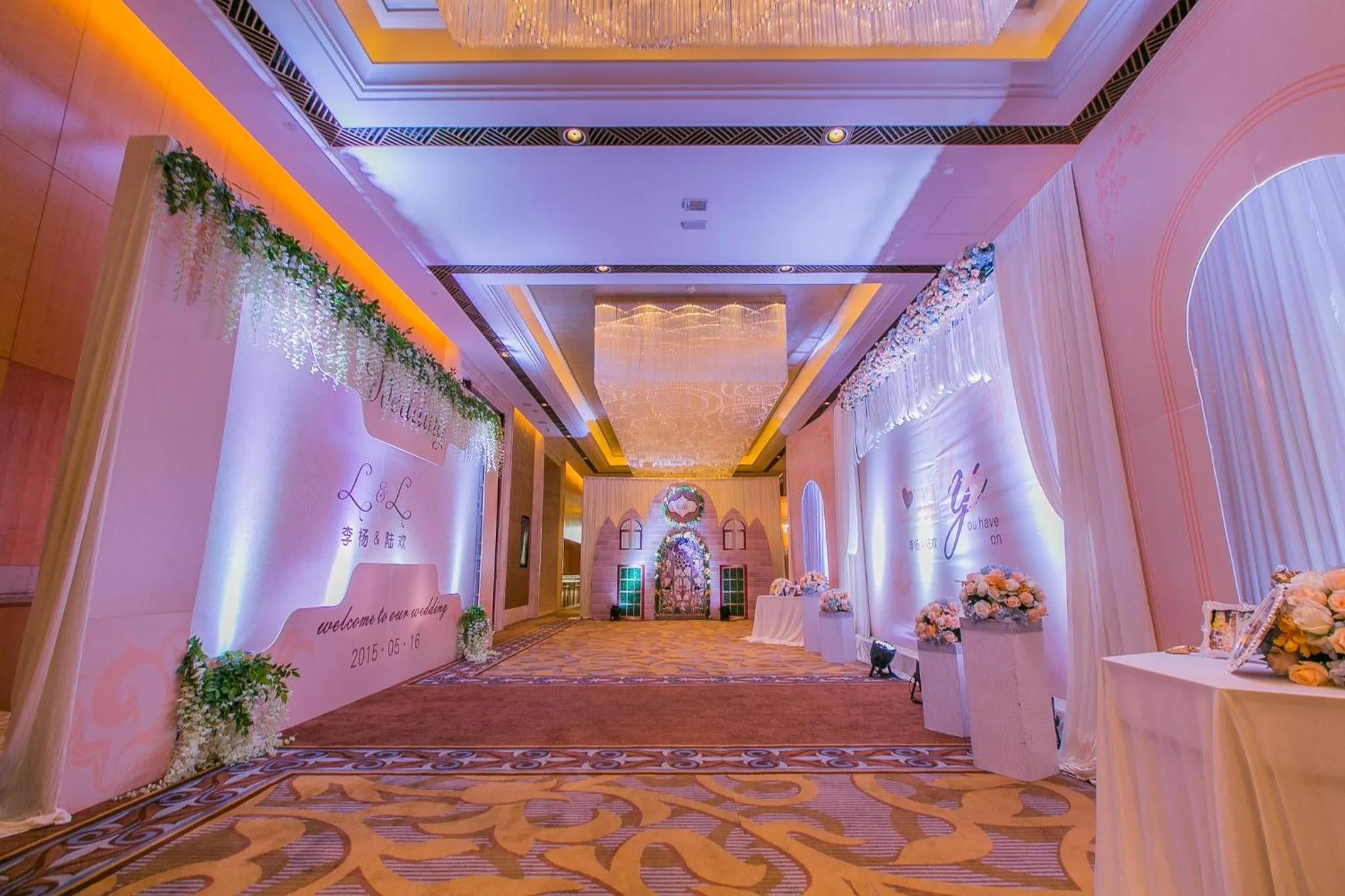 Meeting/conference room in Crowne Plaza Yichang by IHG