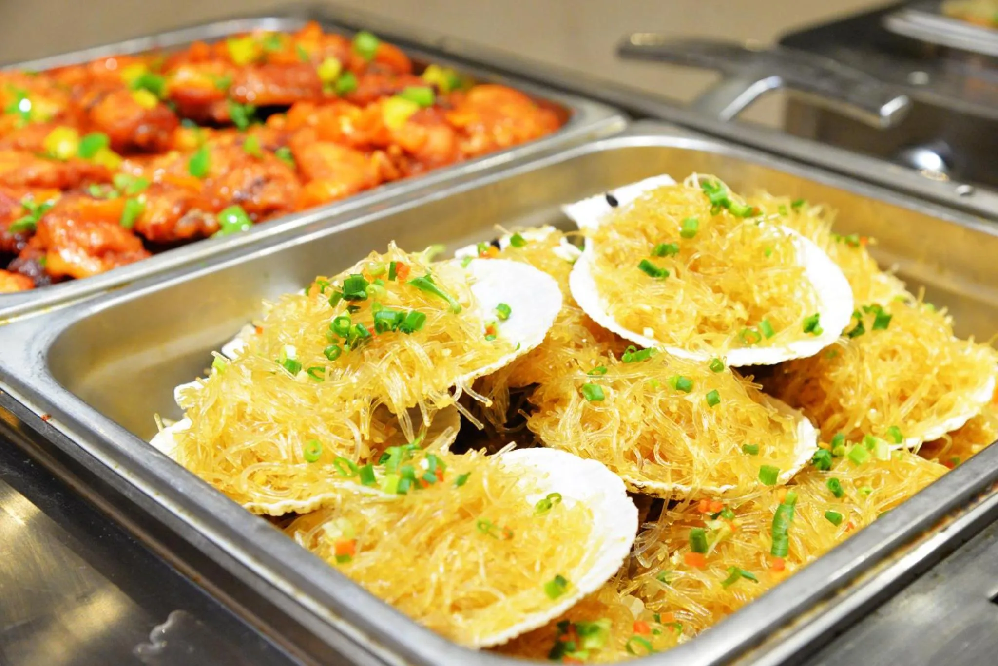 Restaurant/places to eat in Crowne Plaza Yichang by IHG