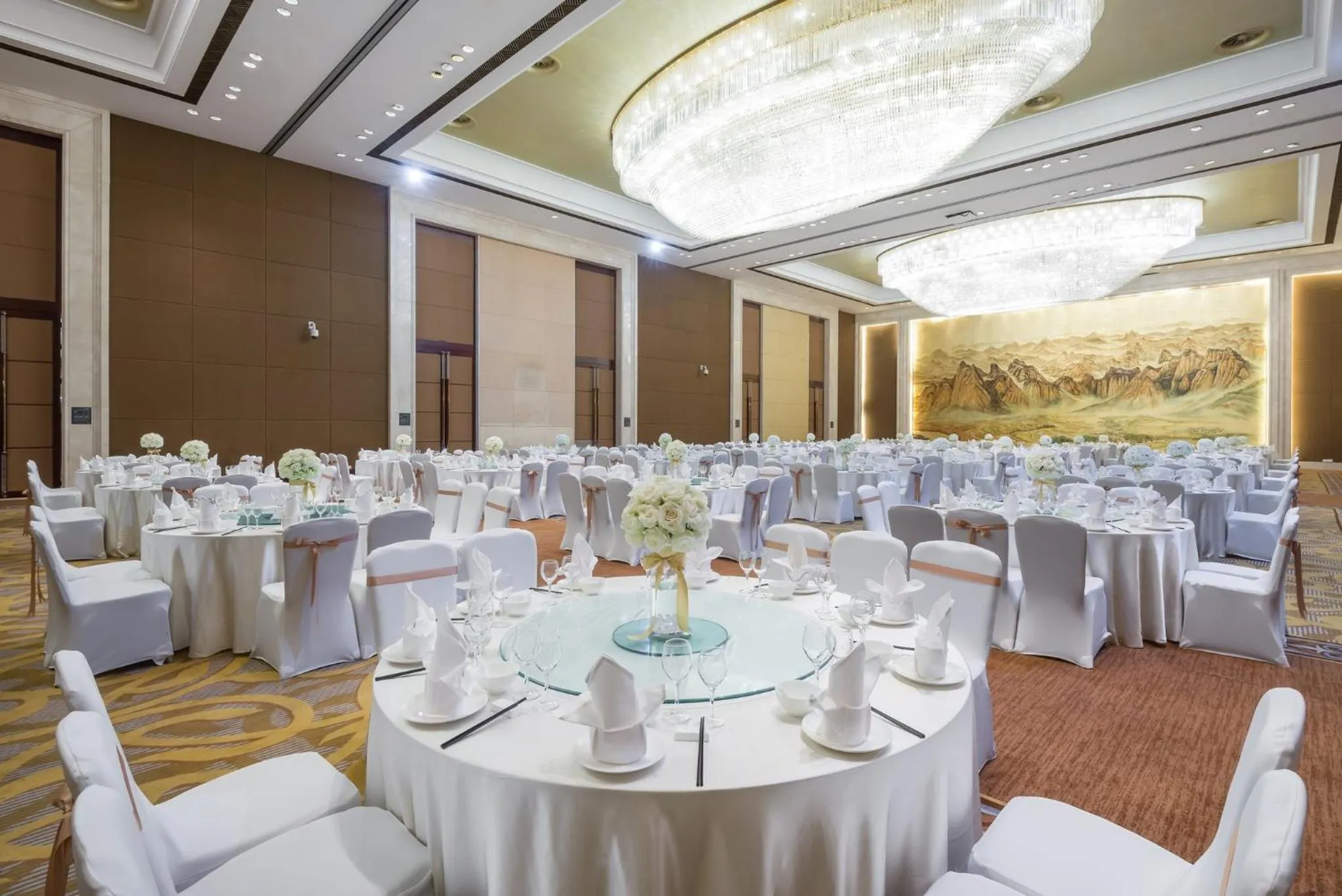 Banquet/Function facilities in Crowne Plaza Yichang by IHG