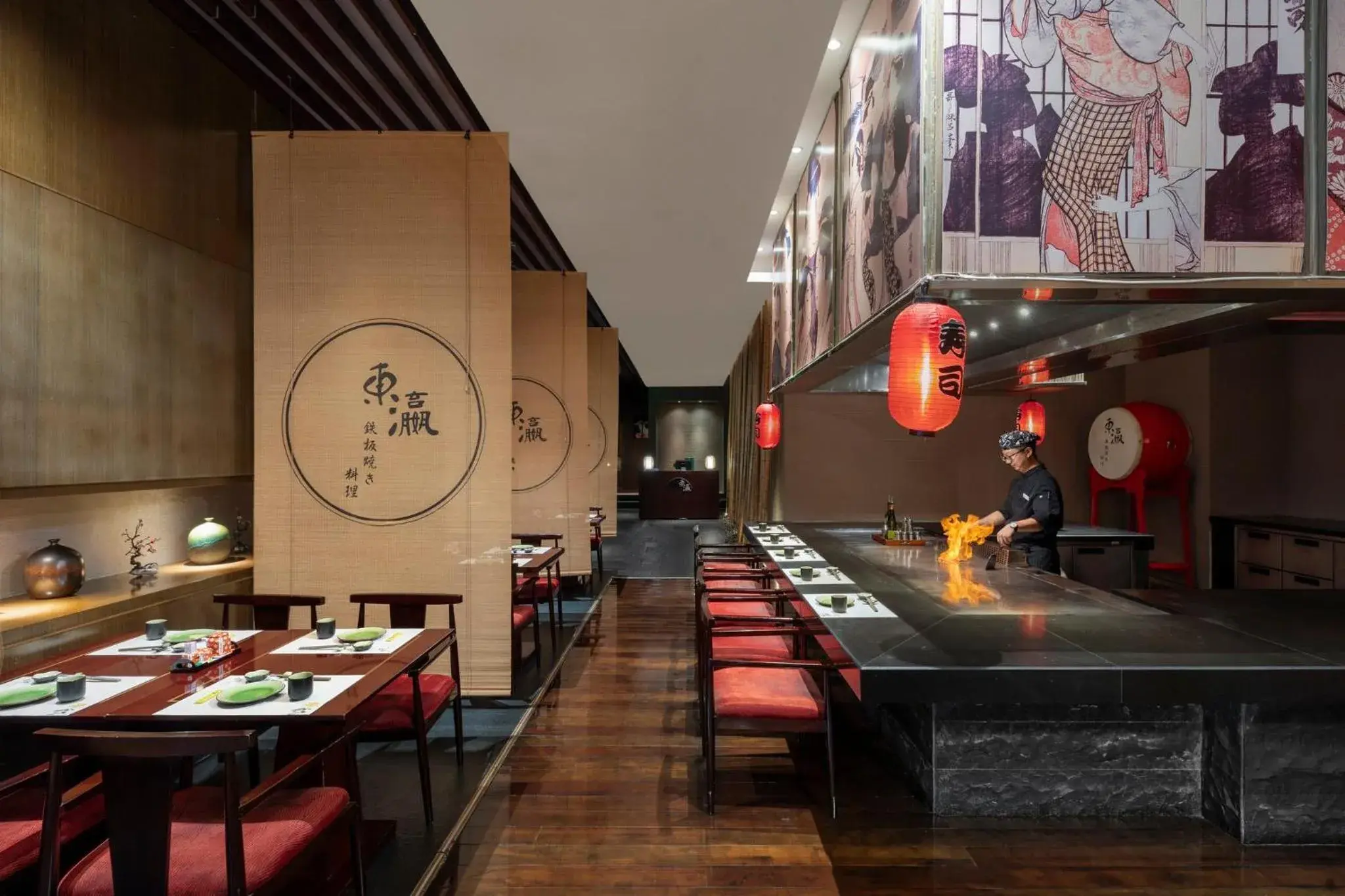 Restaurant/places to eat in Crowne Plaza Yichang by IHG Restaurant/places to eat in Crowne Plaza Yichang by IHG