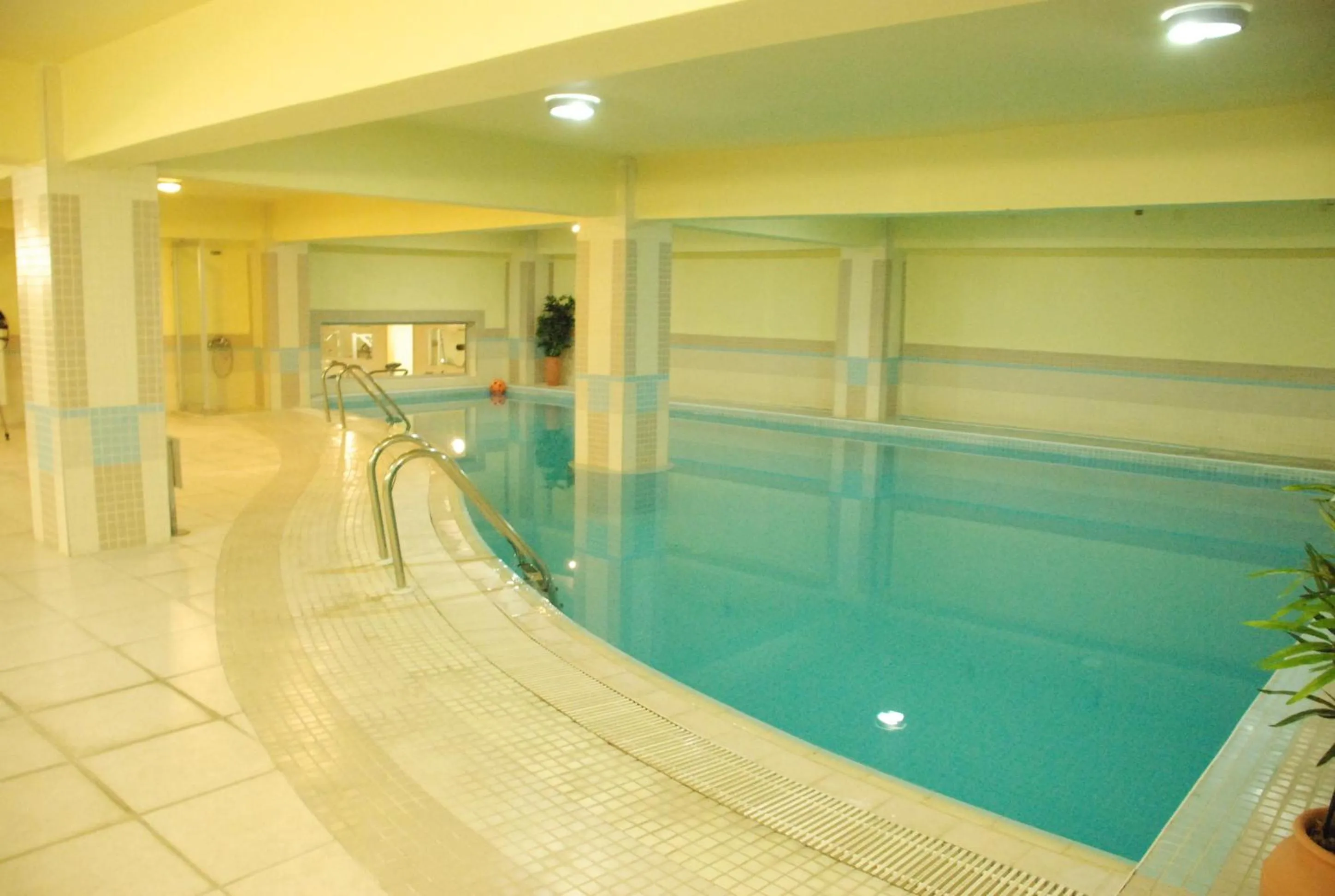 Swimming pool in Crystal Kaymakli Hotel & Spa
