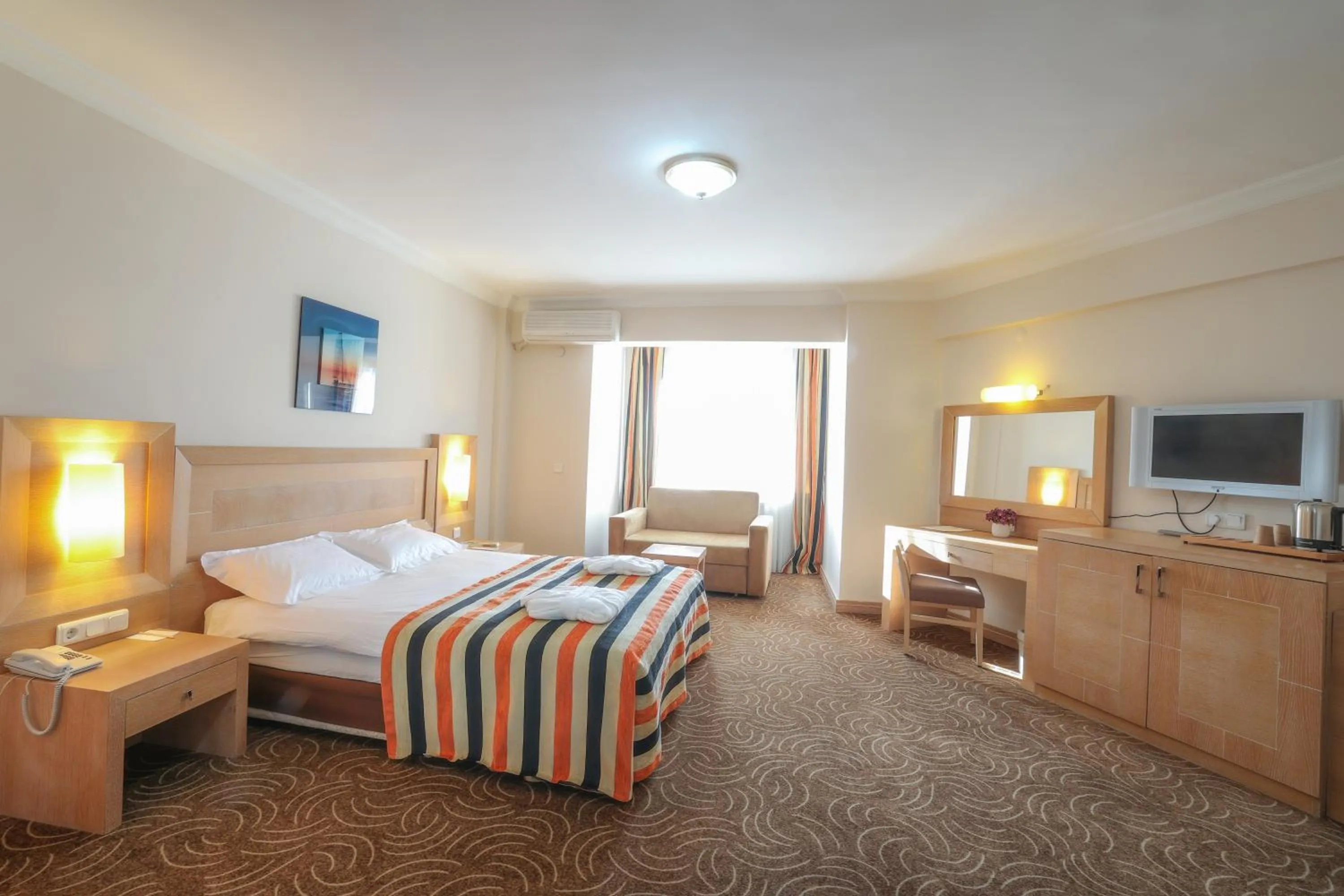 Bedroom, Bed in Crystal Kaymakli Hotel & Spa