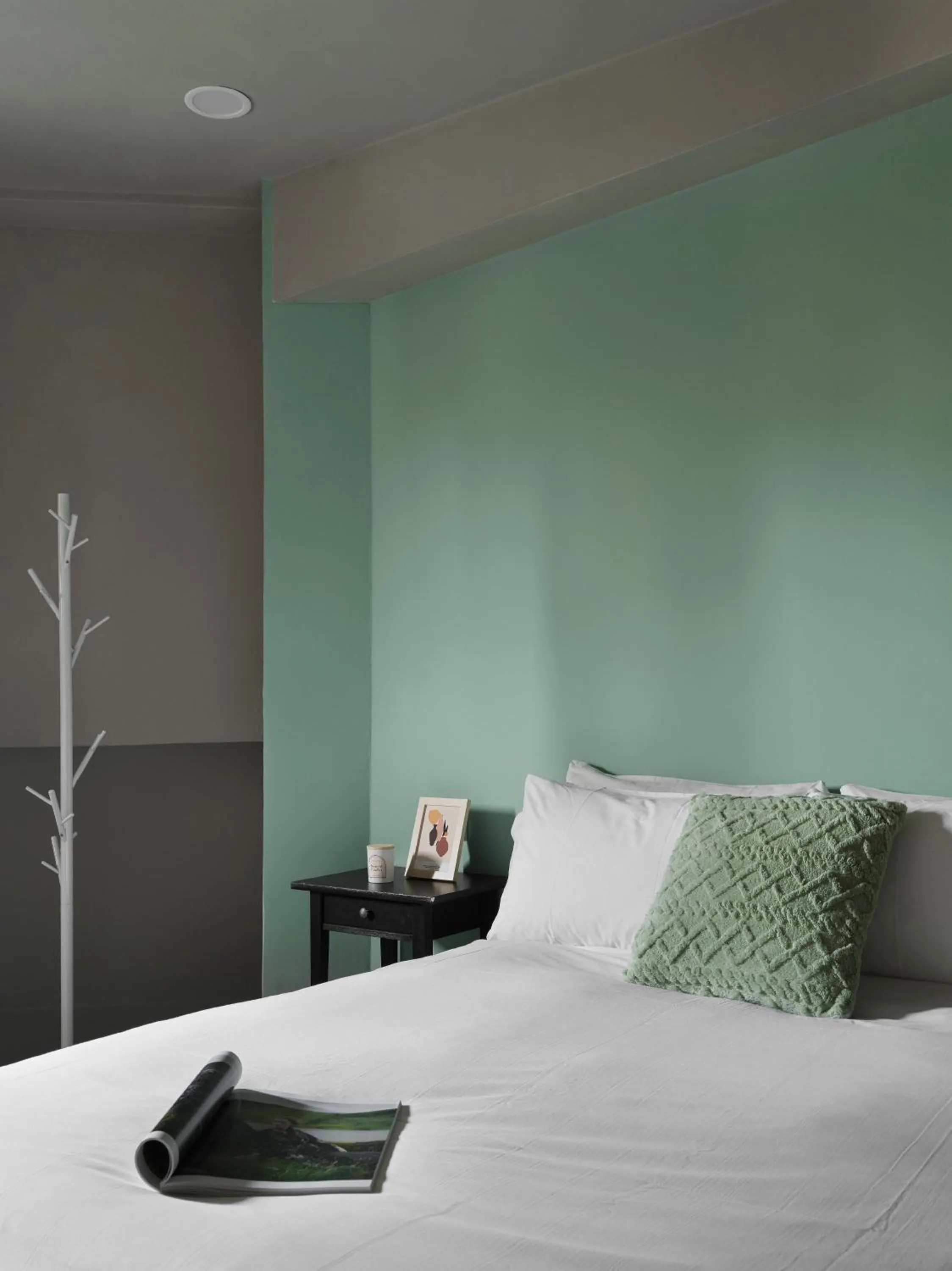 bunk bed, Bed in Mr.Mantter