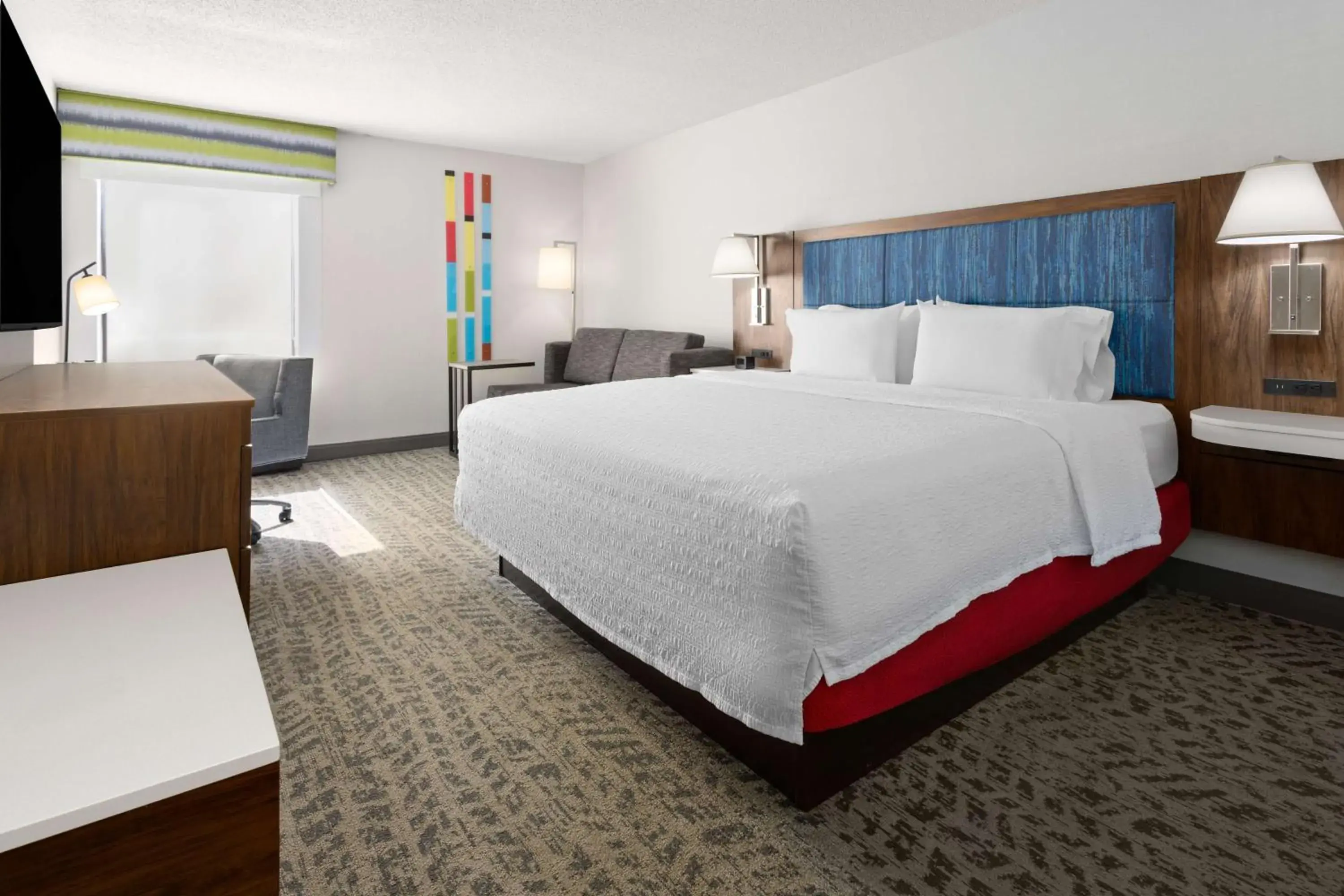 Living room, Bed in Hampton Inn Atlanta/Douglasville Living room, Bed in Hampton Inn Atlanta/Douglasville